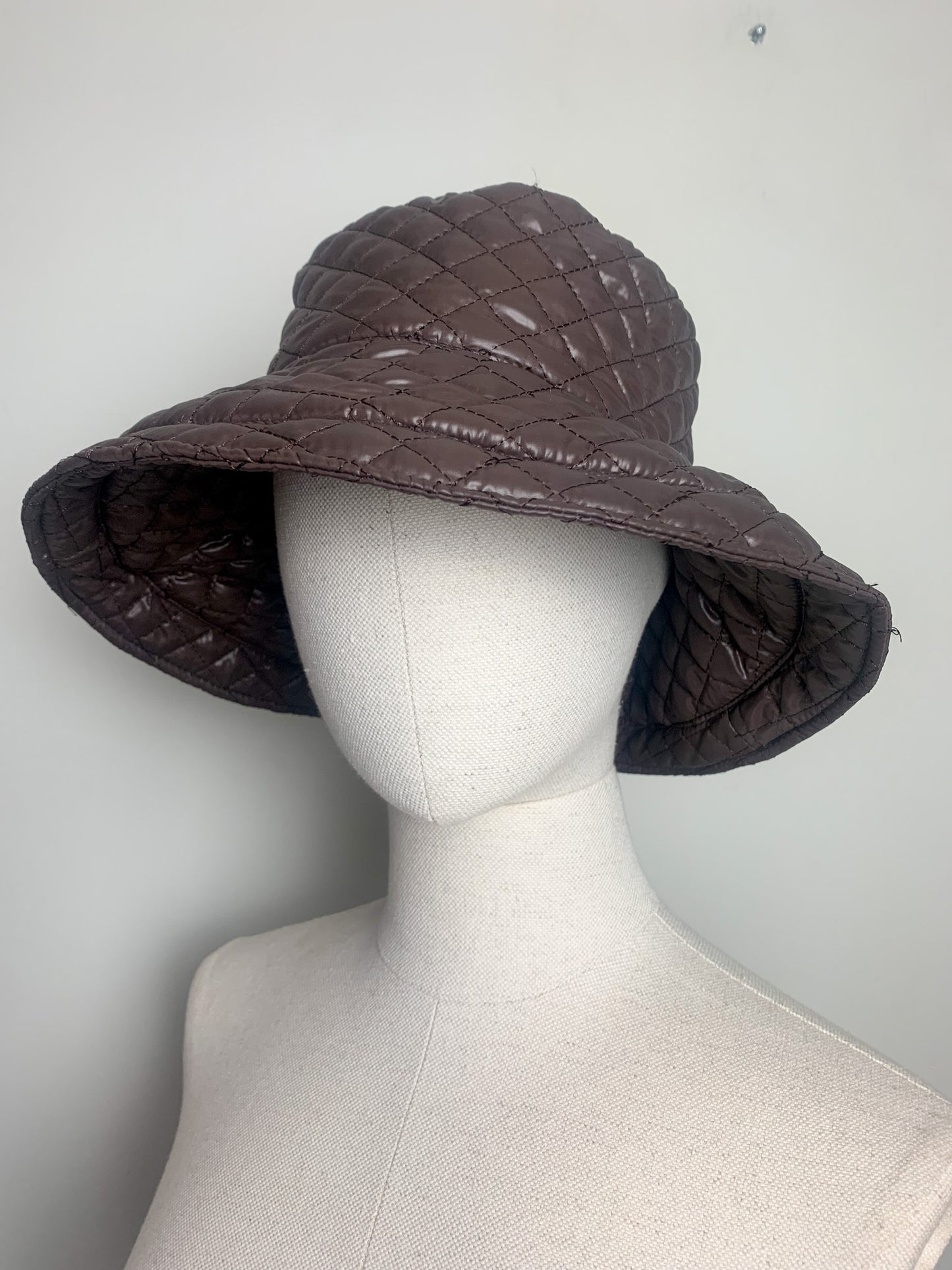 Bob / Chapeau de Pluie Matelassé Marron Brillant - Polyester Imperméable - Taille 56