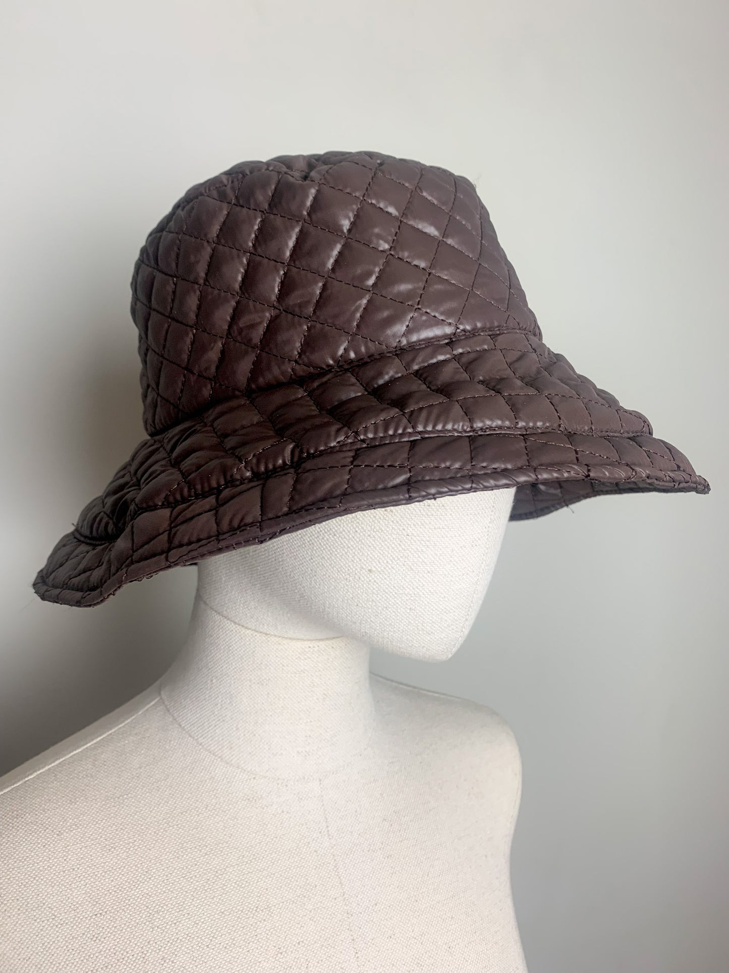 Bob / Chapeau de Pluie Matelassé Marron Brillant - Polyester Imperméable - Taille 56