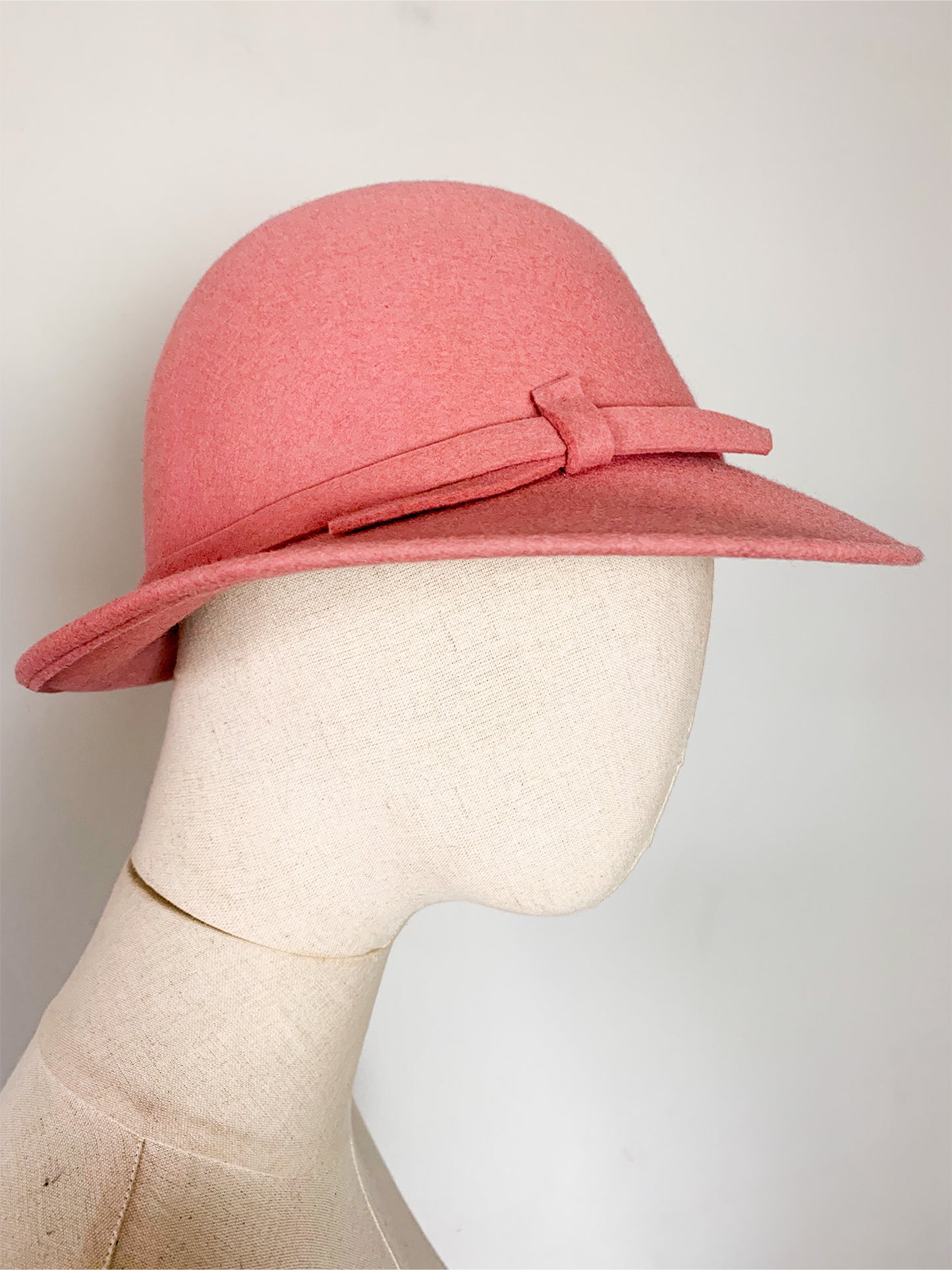 Chapeau Femme Vintage en Feutre de Laine Rose Poudré - 100% Laine - Made in Italy - Taille 55