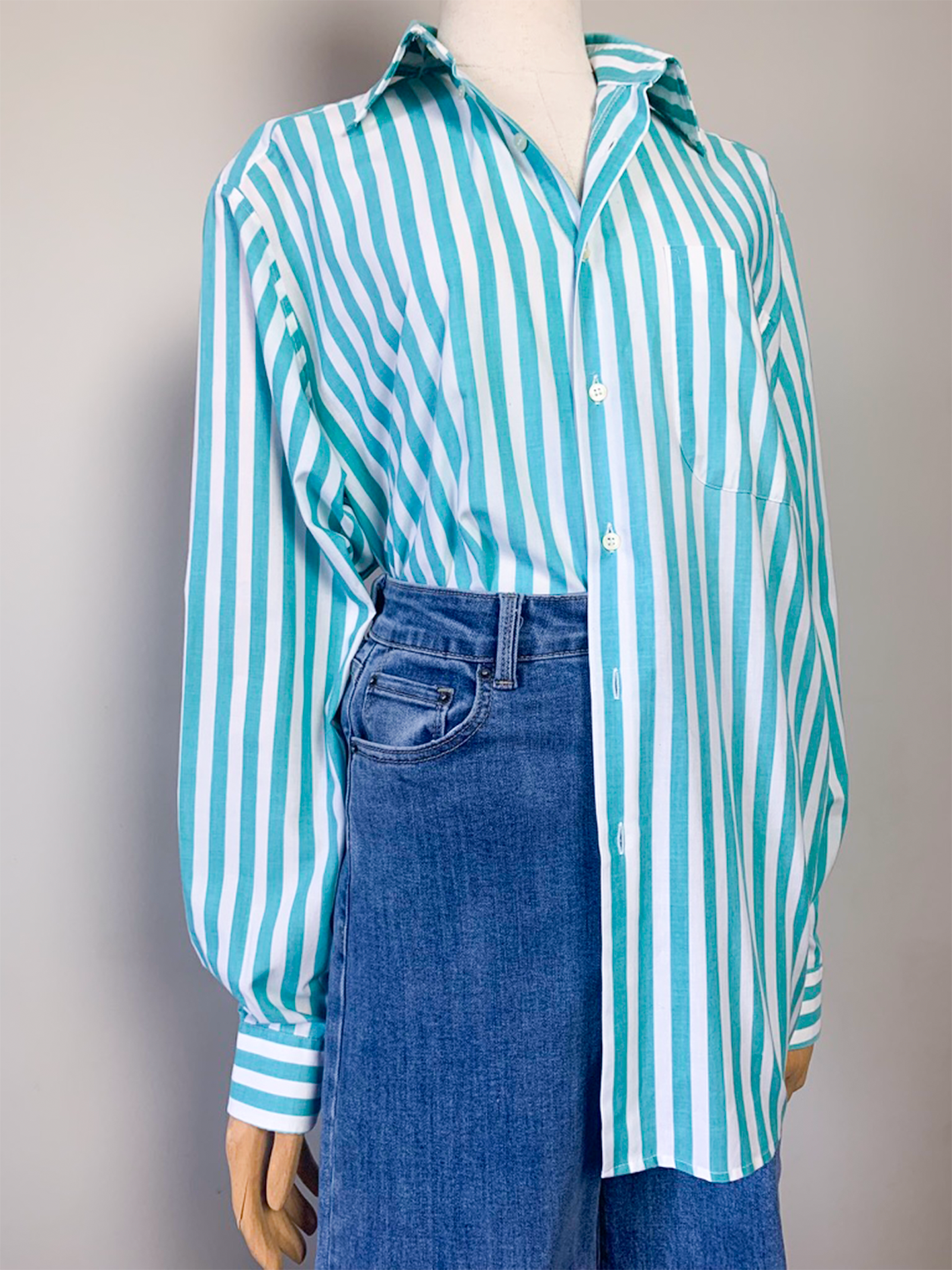 Chemise unisexe rayée blanche et turquoise Jacques Germain