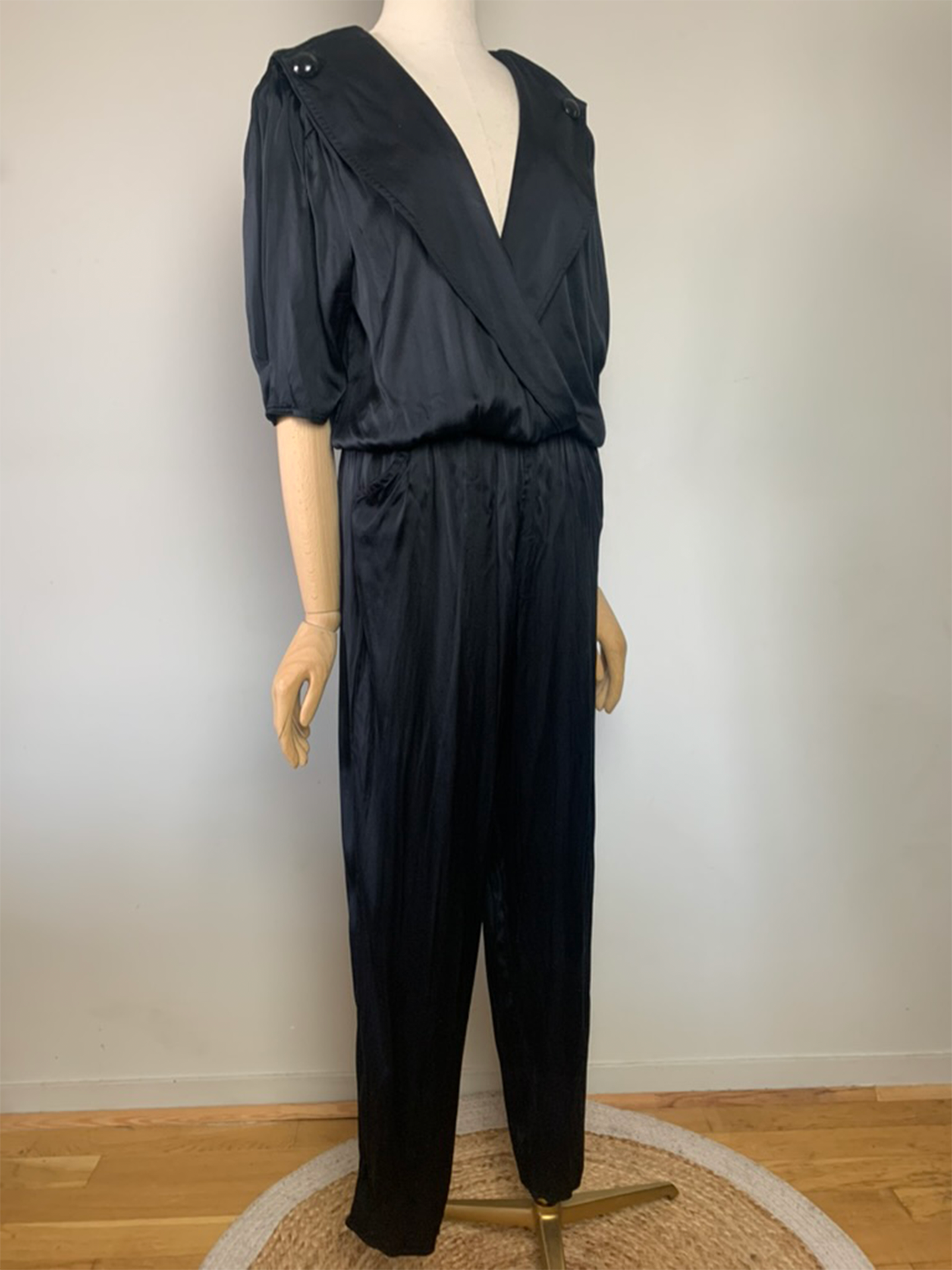 Combipantalon noire chic manches courtes vintage
