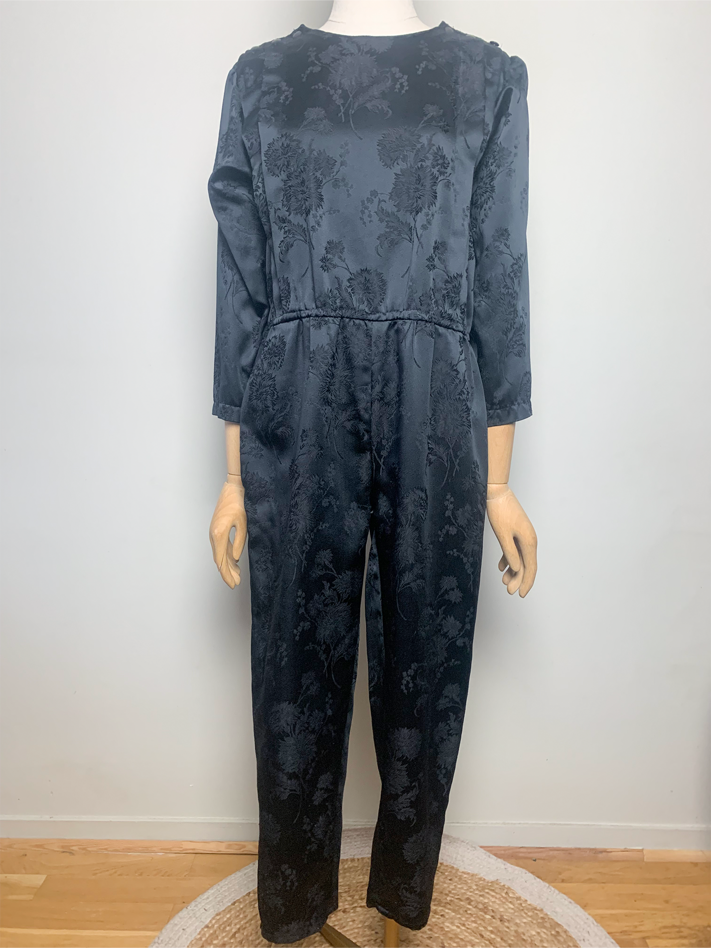 Combipantalon fluide noir surimprimé fleurs vintage Marely’s
