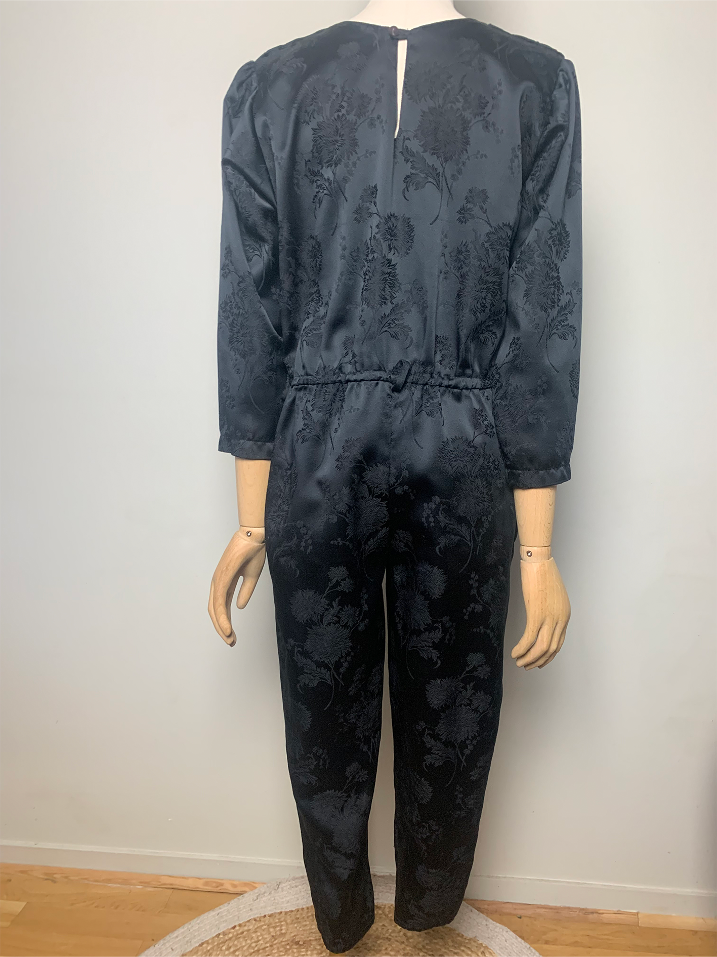 Combipantalon fluide noir surimprimé fleurs vintage Marely’s
