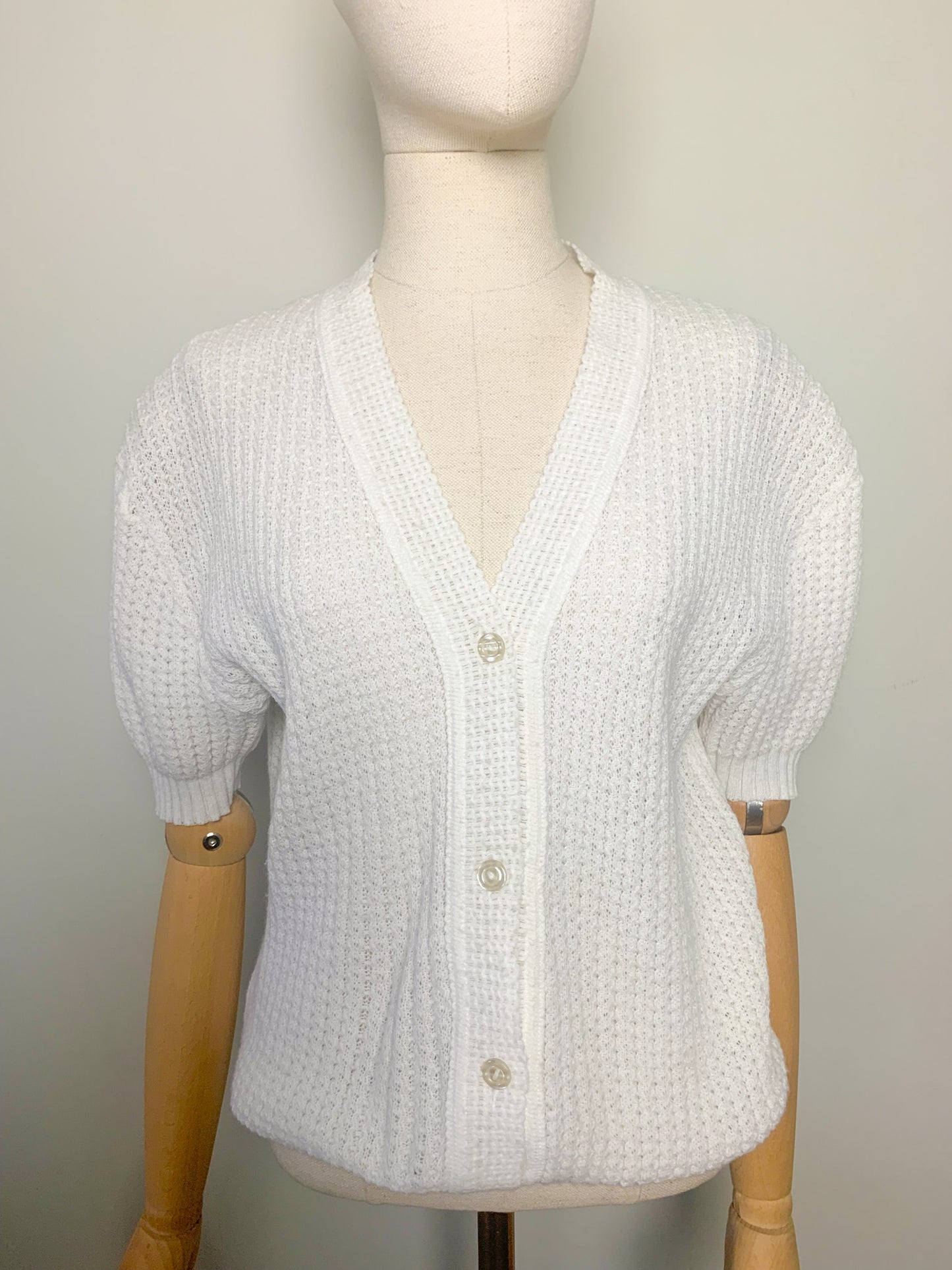 Gilet cardigan manches courtes blanc vintage