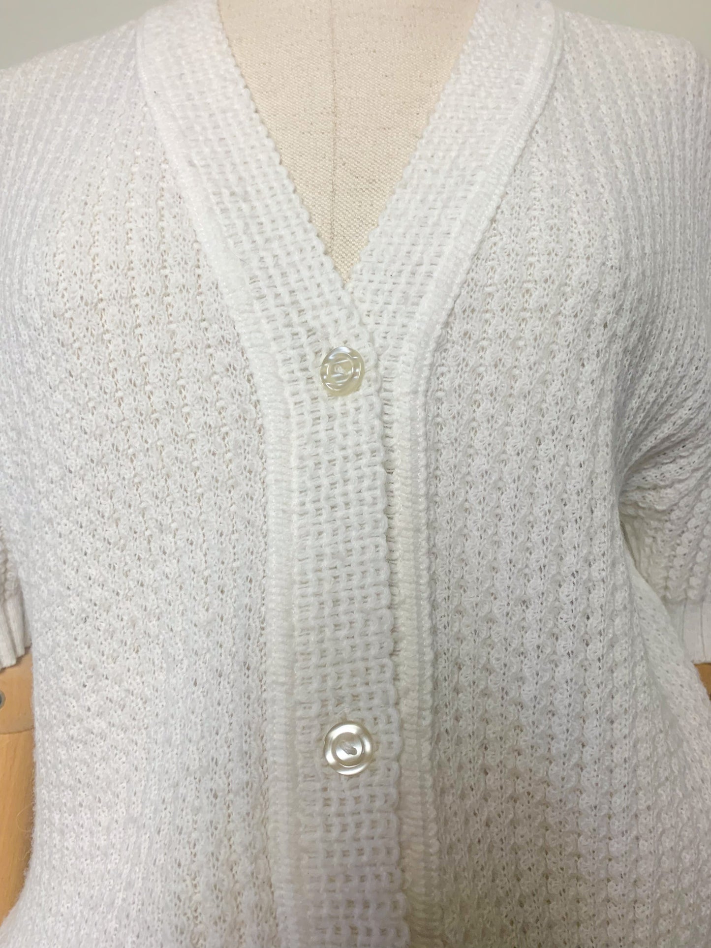Gilet cardigan manches courtes blanc vintage