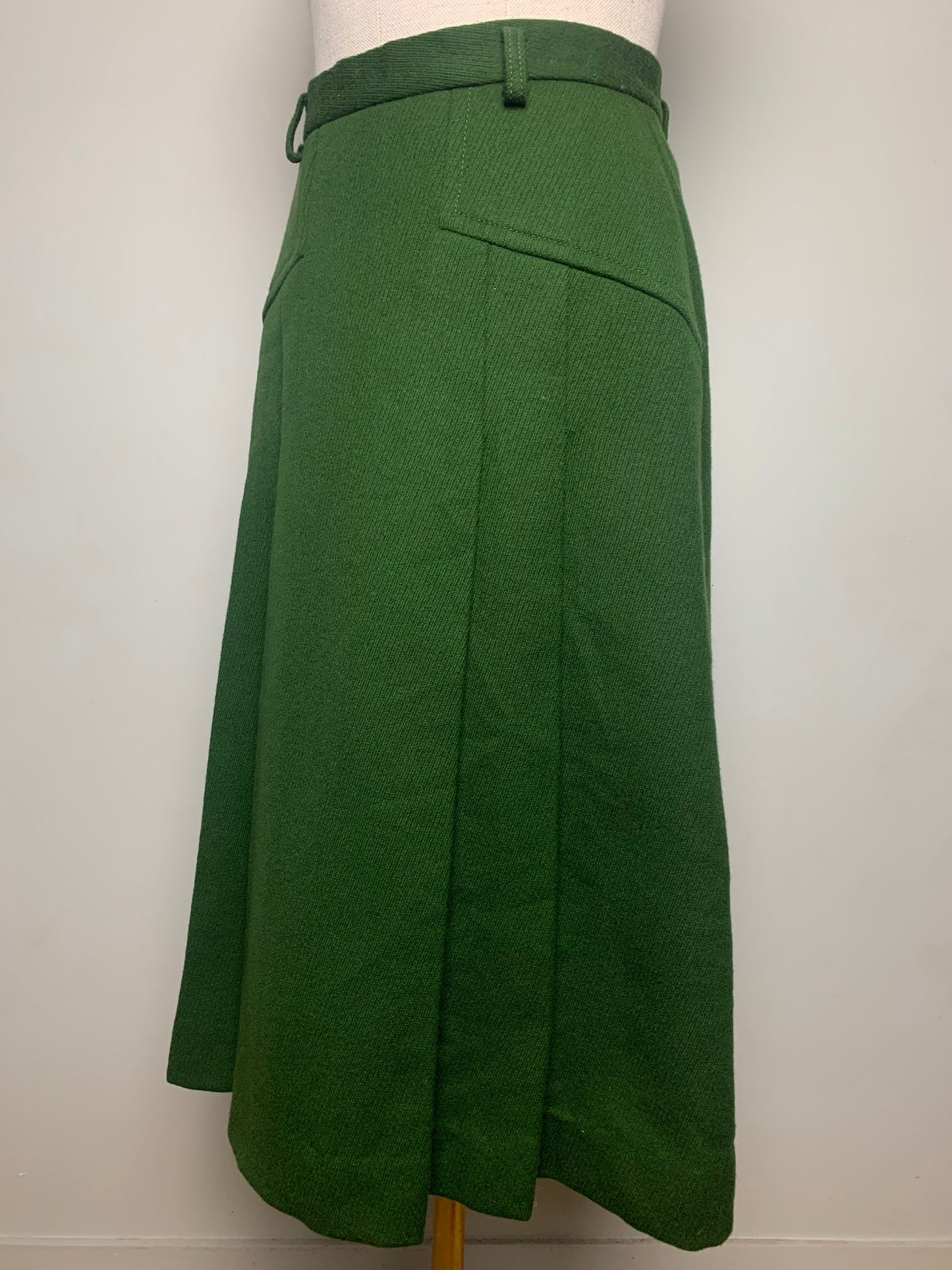 Jupe midi évasée verte foncée en laine vintage