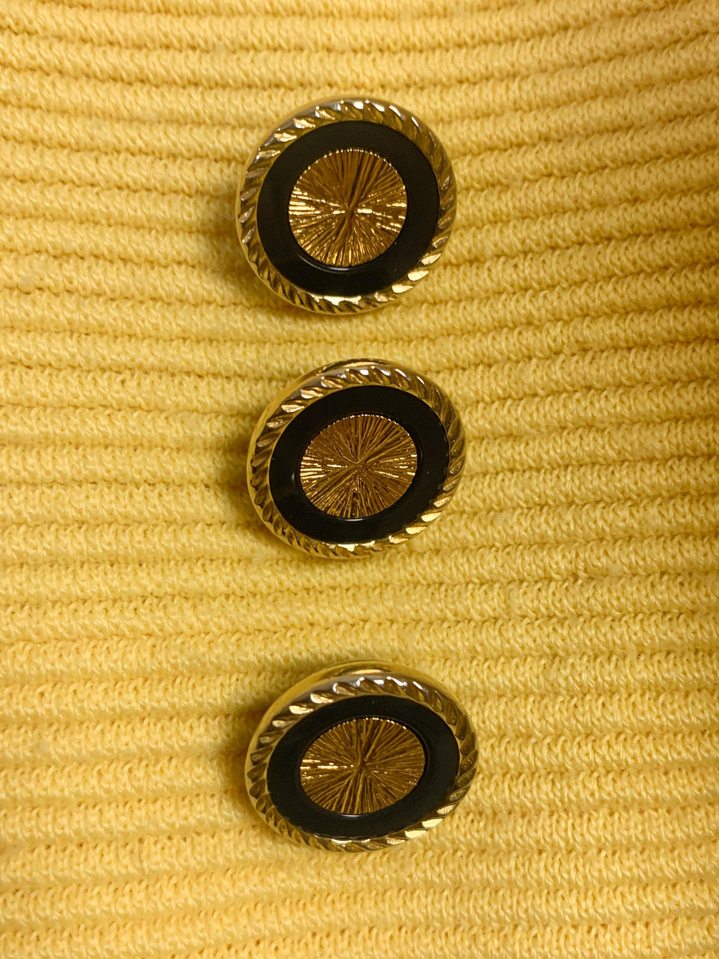 Cardigan Veste Vintage Huguet Paris - Laine & Acrylique - Jaune Citron - Boutons Bijoux Dorés - Années 80/90 - T. 44 FR (XXL)