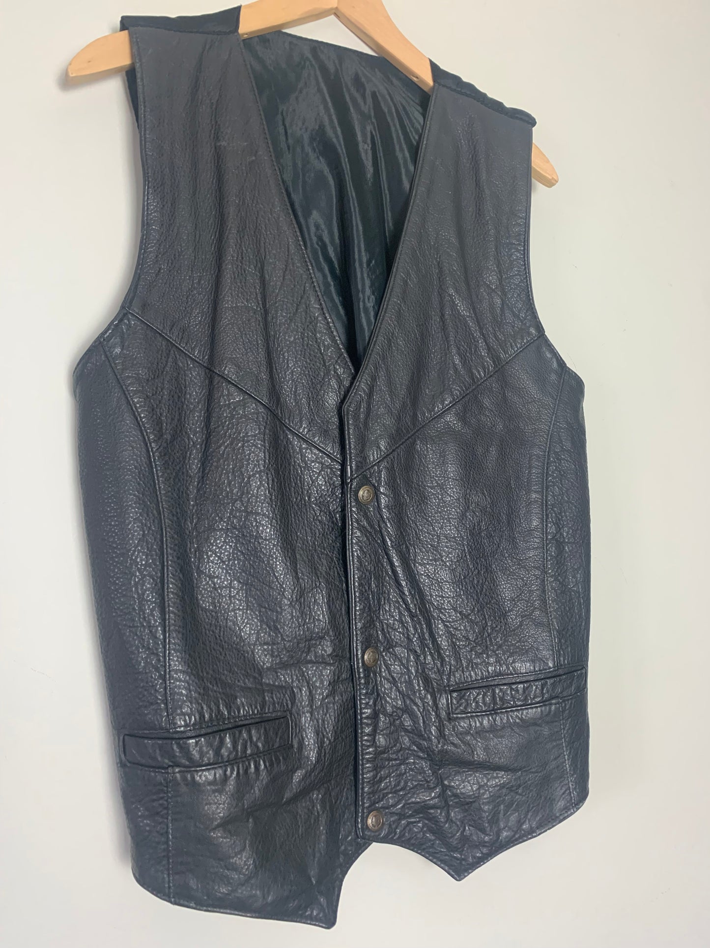 Veste en cuir noir sans manche vintage