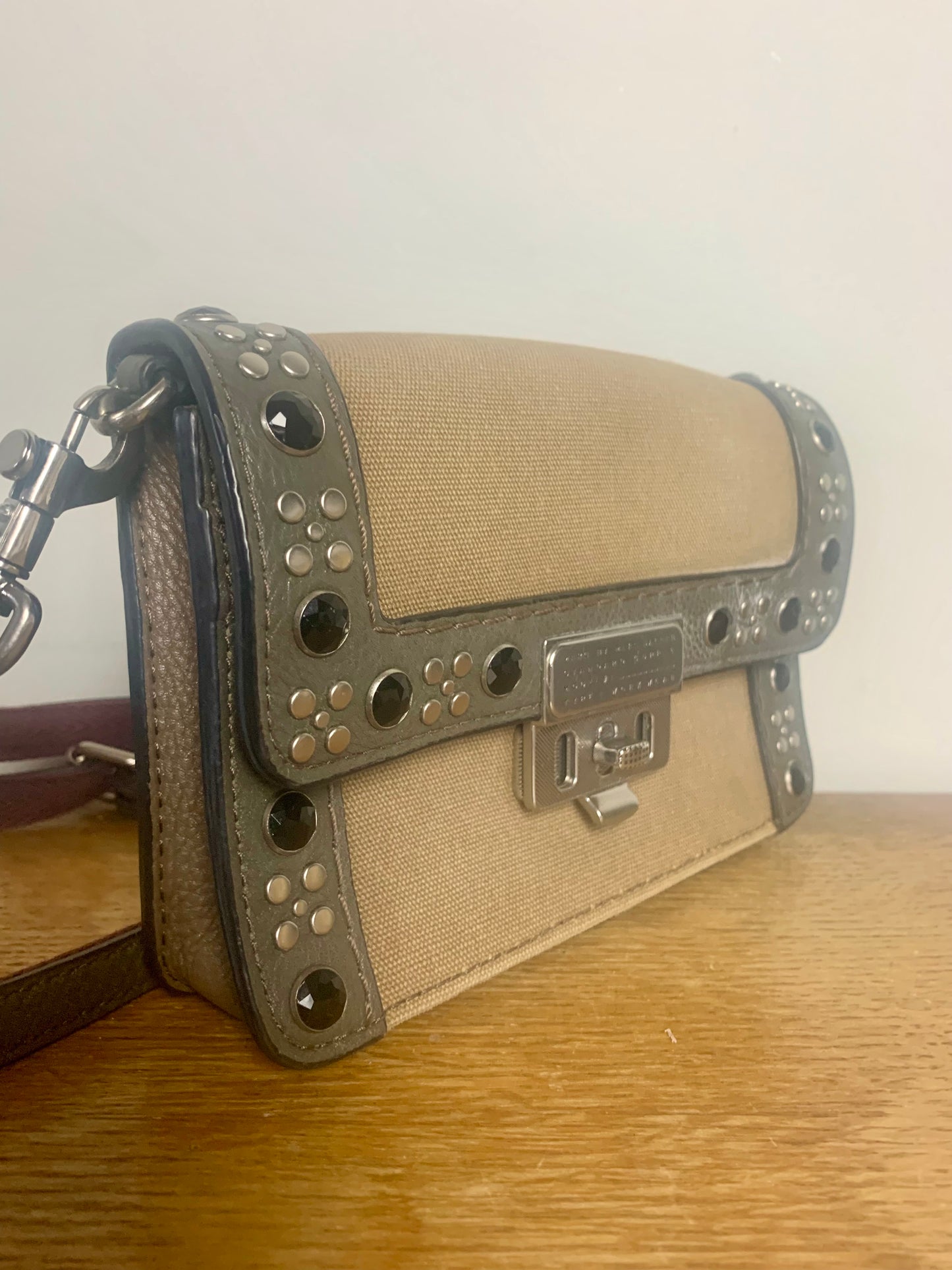 Sac bi matière toile et cuir style militaire Marc by Marc Jacobs