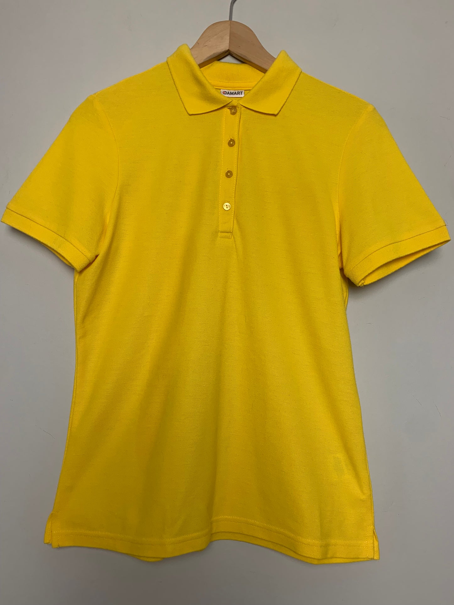 Polo femme manches courtes en coton jaune vintage Damart