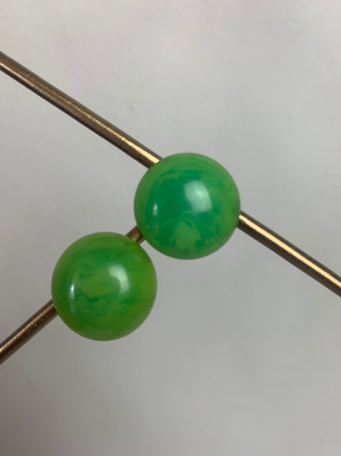 Boucles d’oreilles clips vertes vintage