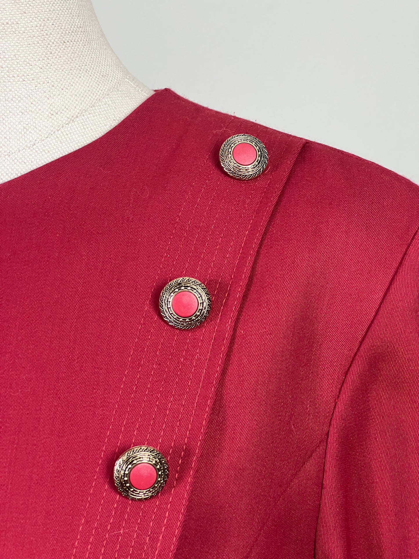 Robe Vintage Weinberg Paris - Rouge Foncé - Détails Boutons et Plis - T. 40