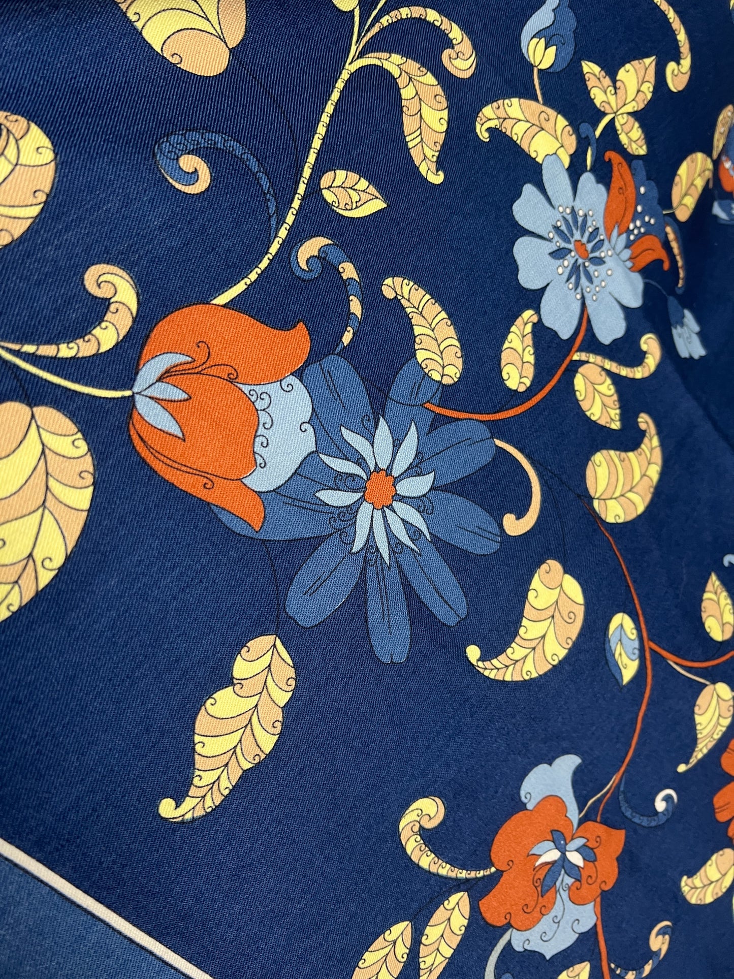 Foulard Carré Vintage en Cachemire Peint à la Main - Bleu et Motifs Floraux