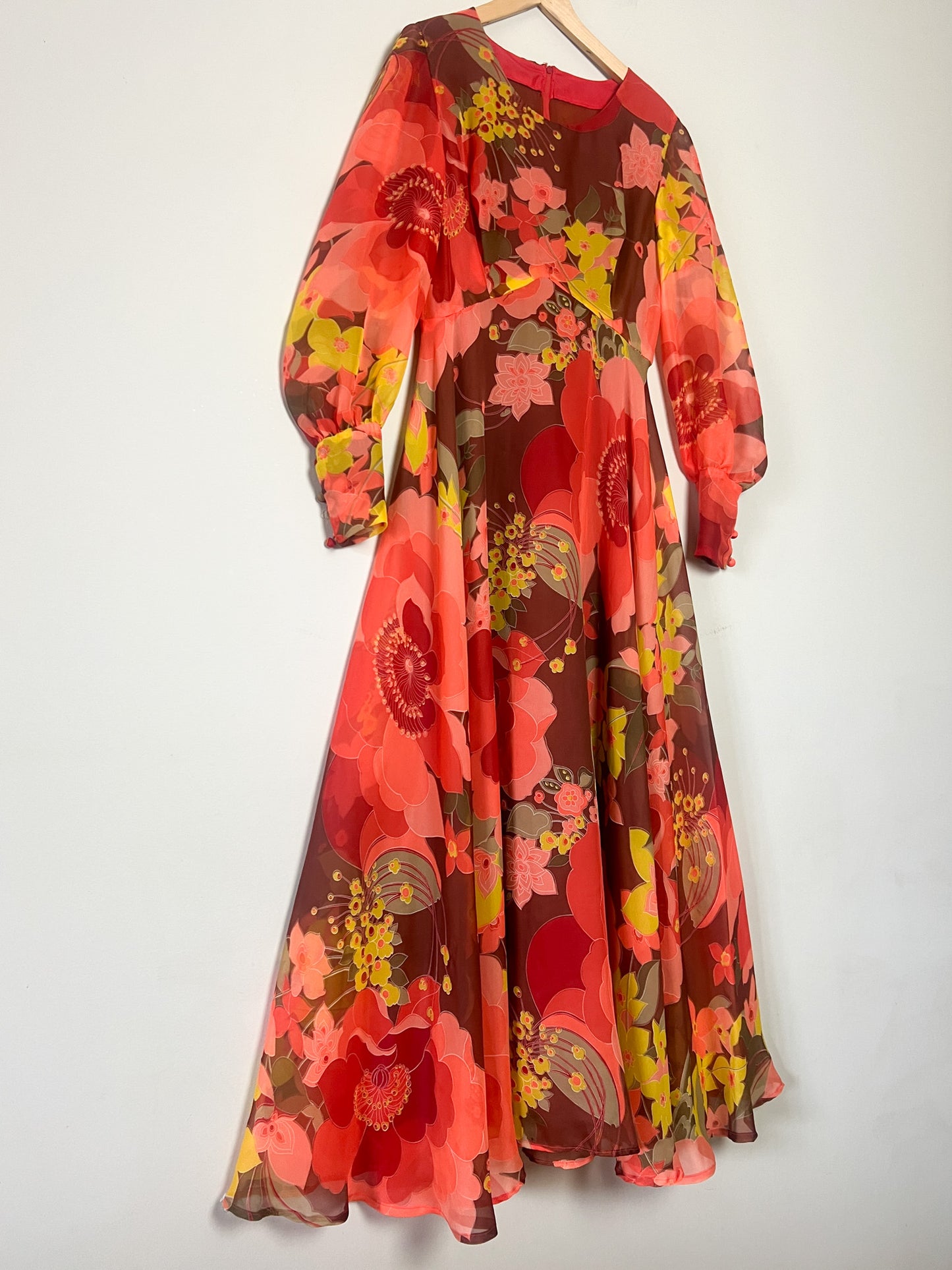 Robe Longue Vaporeuse Vintage Années 70 - Imprimé Floral Chaleureux - Fabriquée en France - T. 36/38