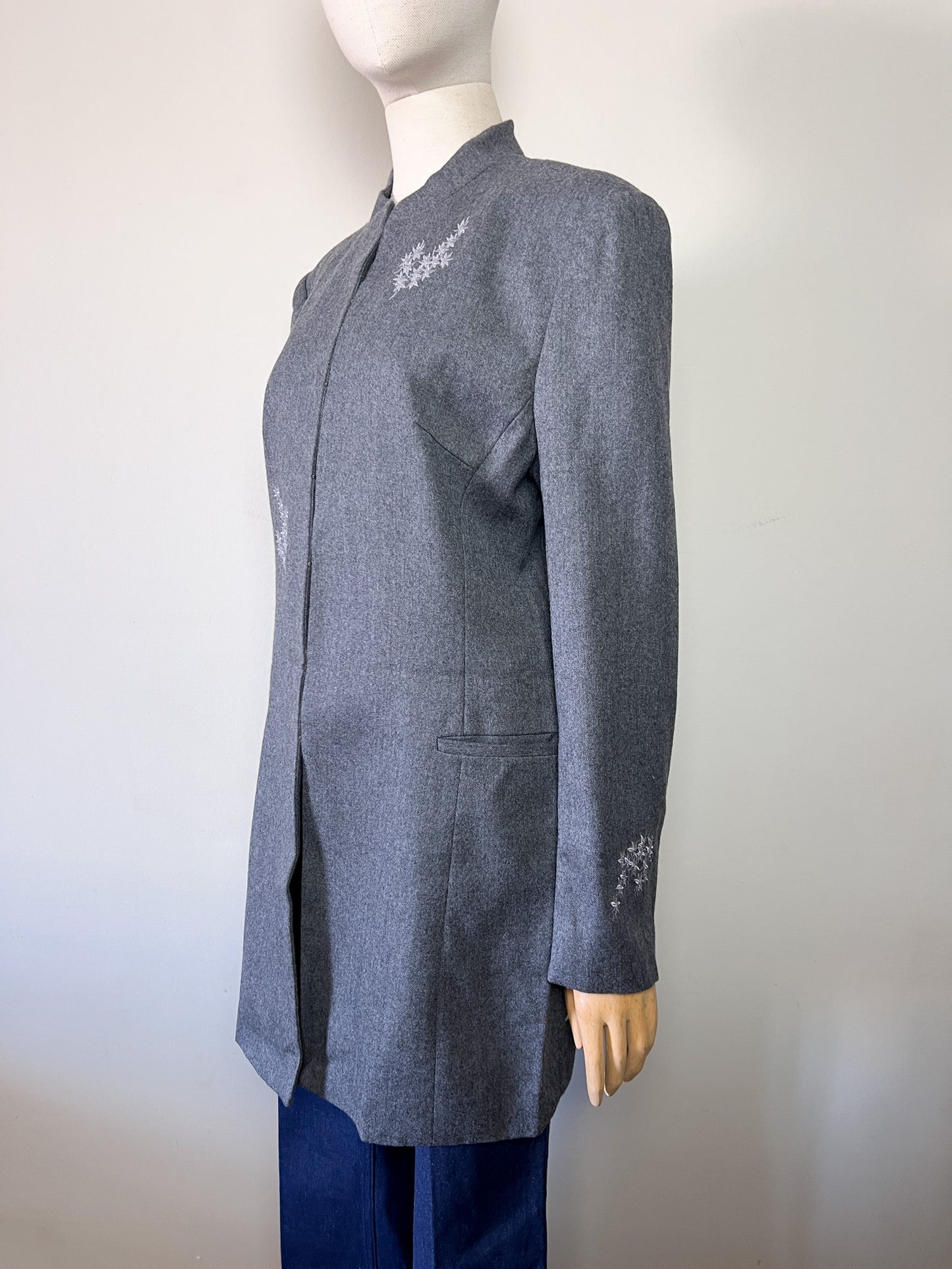 Manteau Armand Ventilo Vintage - Laine Grise Brodée - Col Montant - Années 80/90 - T. 42