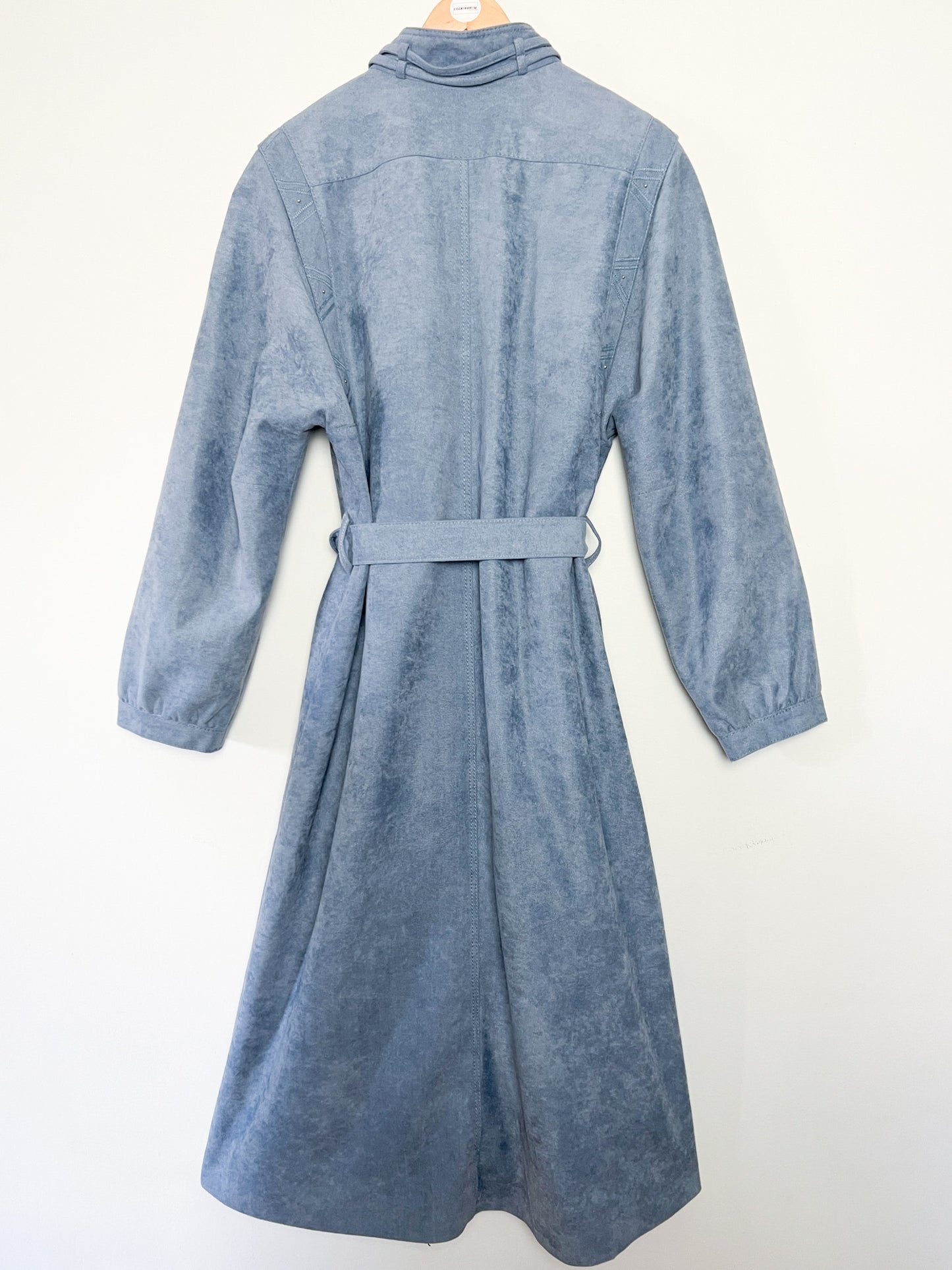 Manteau Long Vintage GOTZ MODELL - Suédine Bleu Ciel Années 80 - T. 38/40