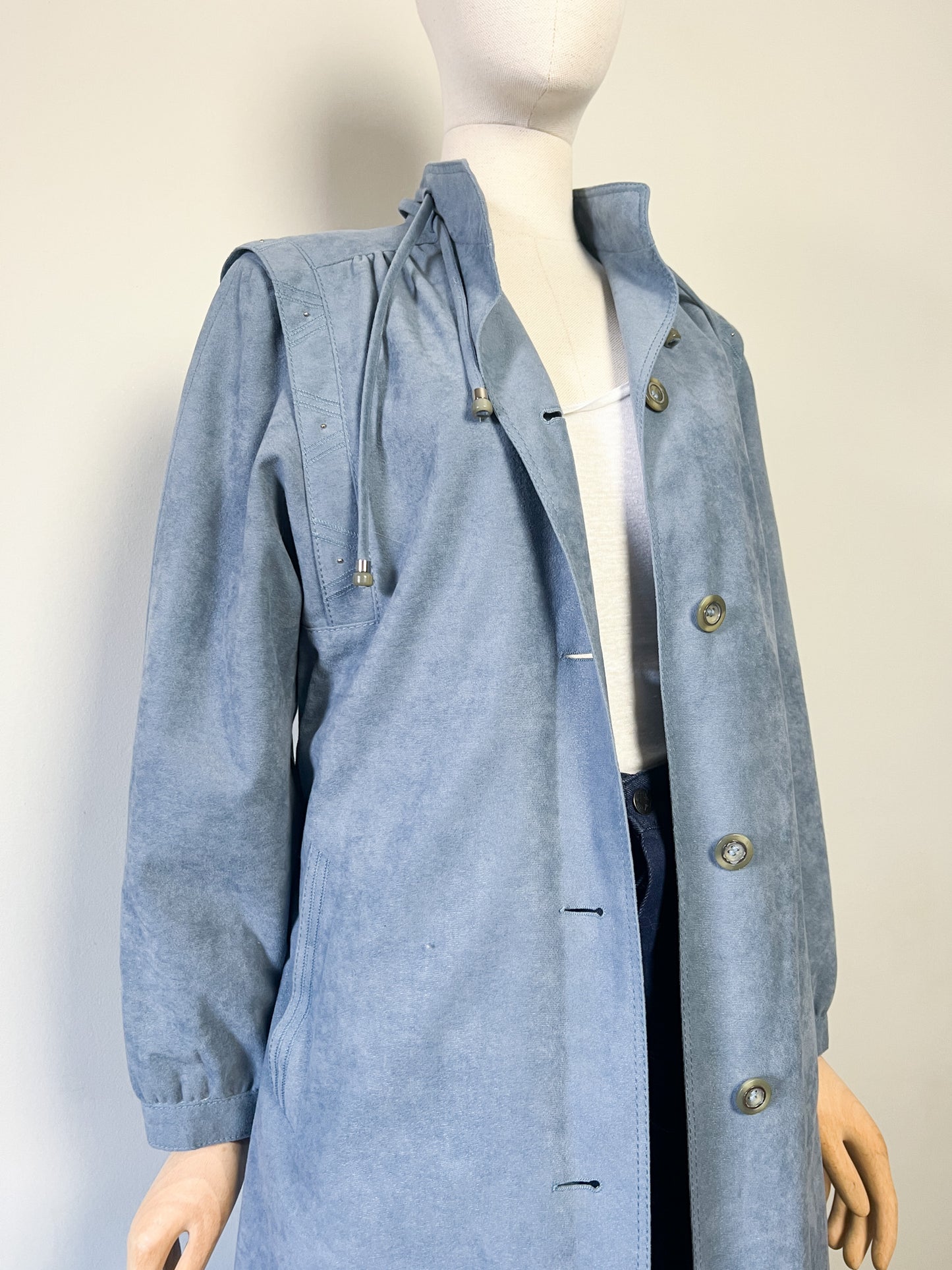Manteau Long Vintage GOTZ MODELL - Suédine Bleu Ciel Années 80 - T. 38/40
