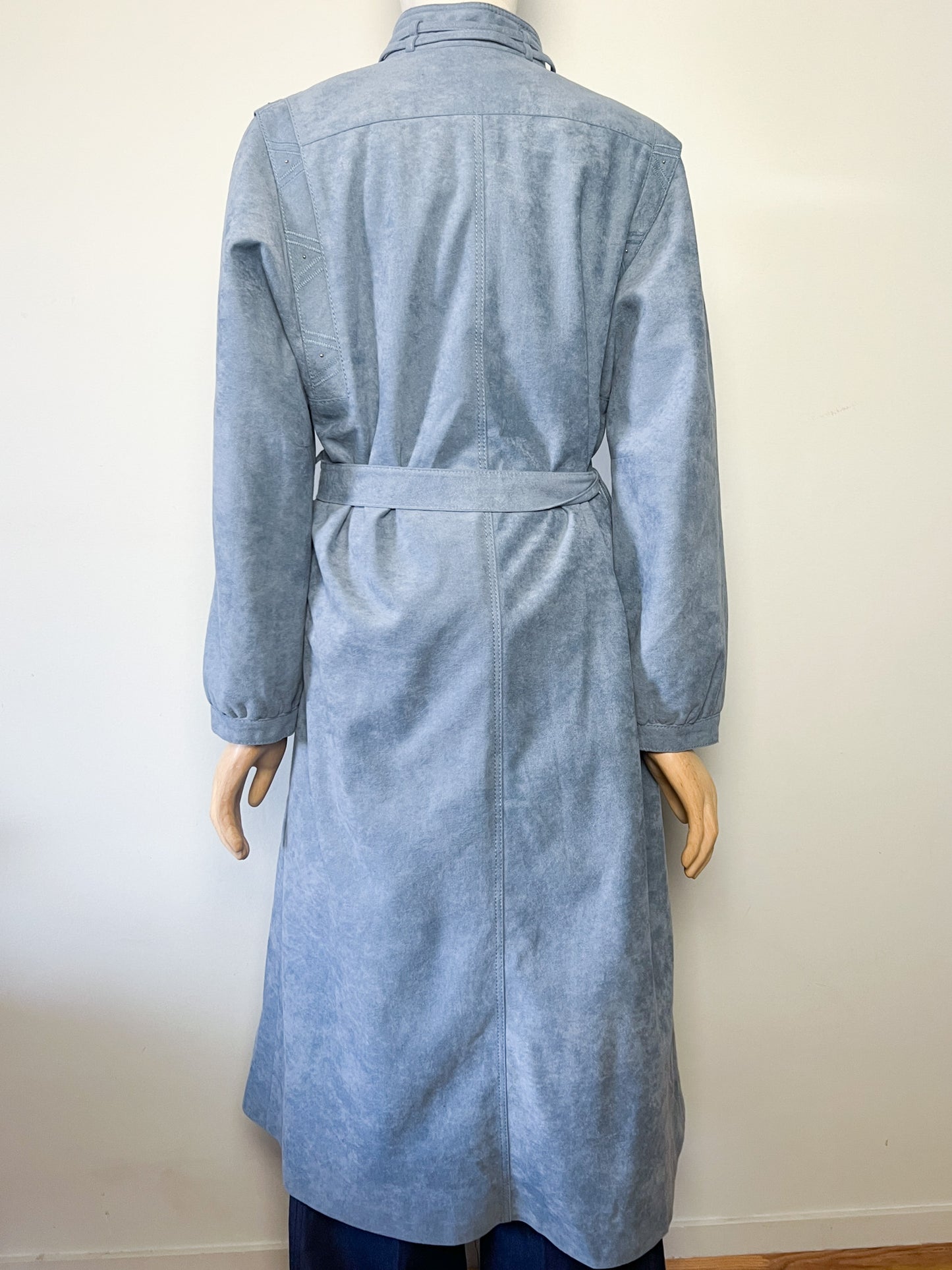 Manteau Long Vintage GOTZ MODELL - Suédine Bleu Ciel Années 80 - T. 38/40