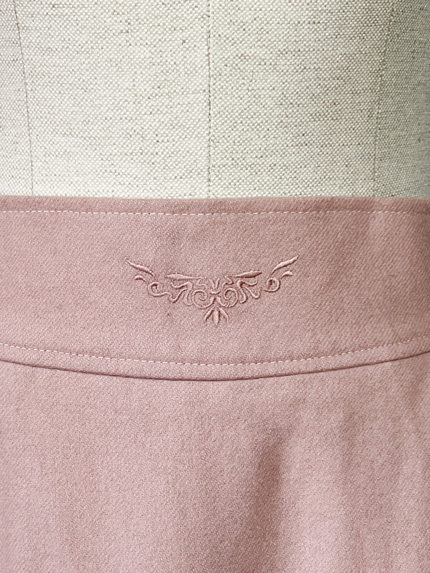 Jupe Cloche Vintage Infinitif - Laine Rose Pâle Brodée - Années 80/90 - Taille 38