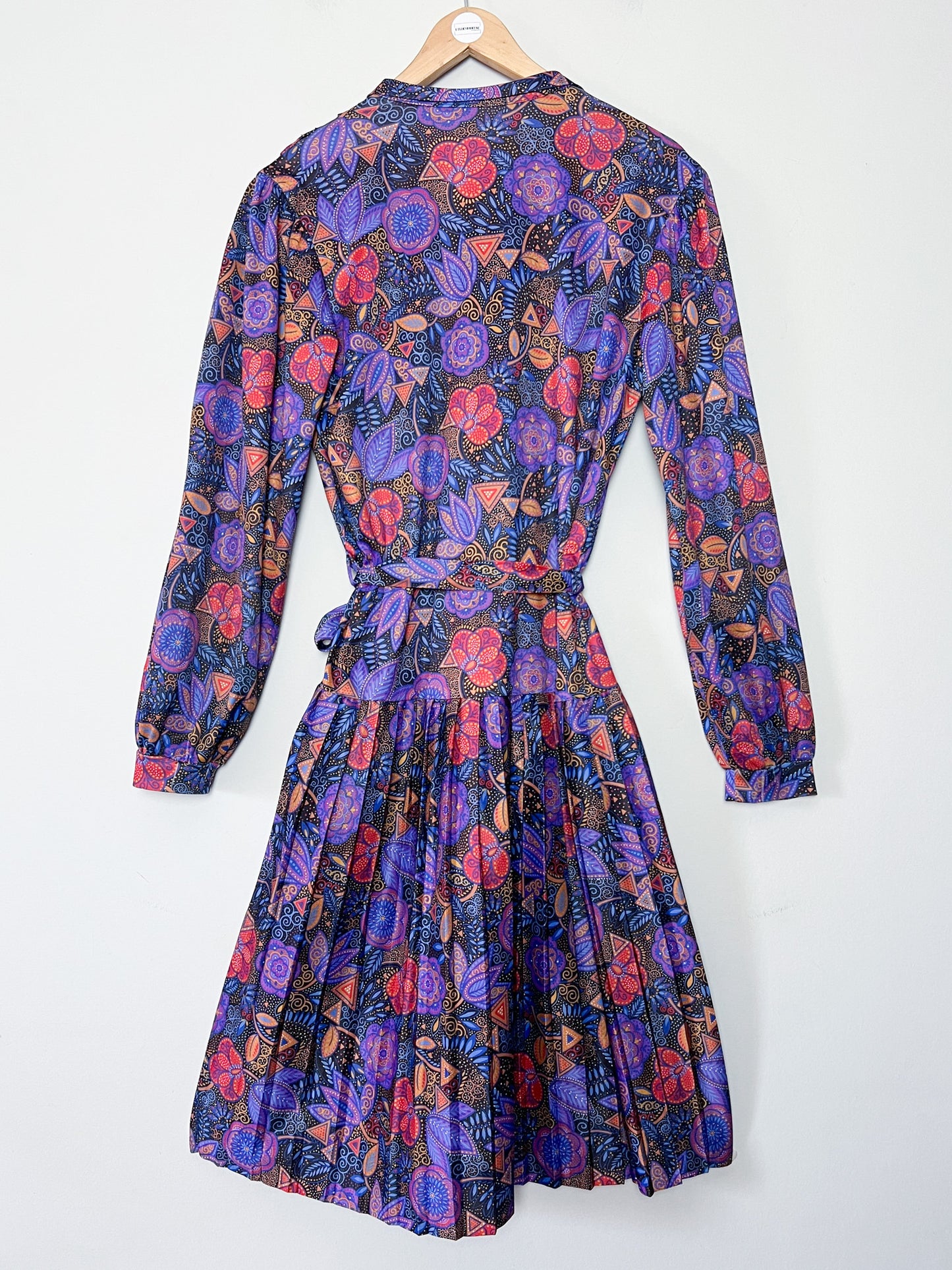 Robe Chemisier Vintage Fluide Imprimé Cachemire / Foulard - Tons Bleu, Ocre, Violet - Bas Plissé & Ceinture - Années 70/80 - T. 36 FR (S)