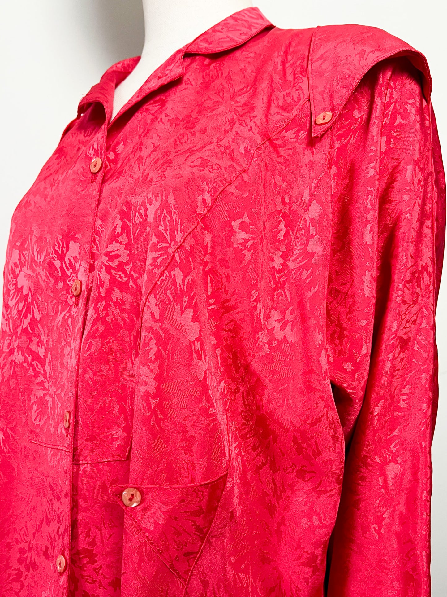 Blouse Chemisier Vintage Oversize Rouge Damassé - Col Modulable - Années 80/90 - T. 38 à 44 FR (M à XXL)