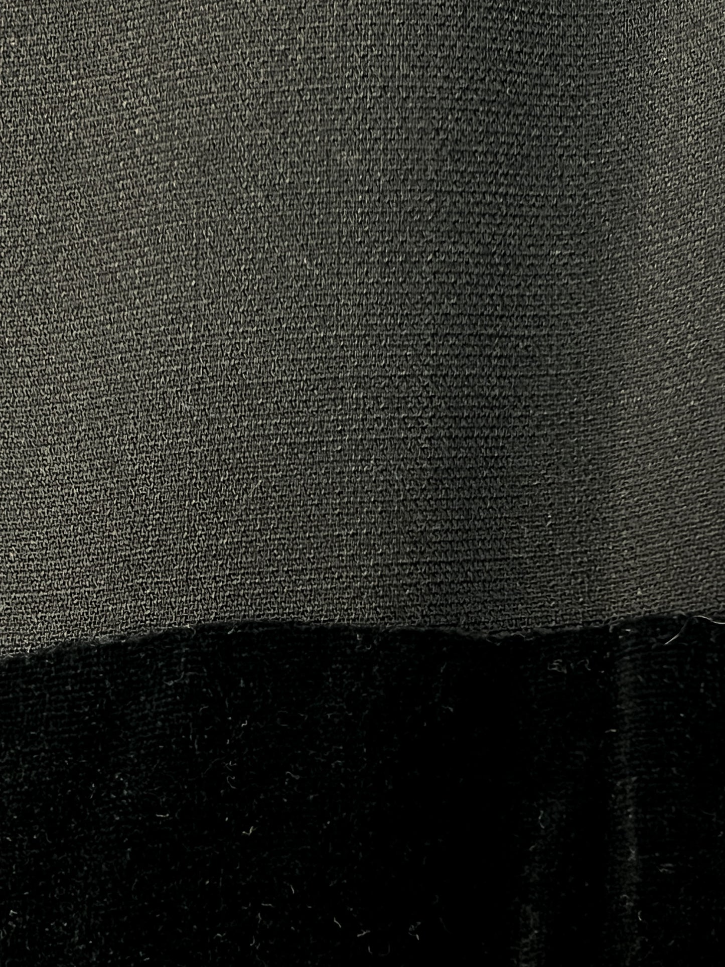 Robe Cocktail Vintage Noir Profond - Laine & Velours - Ourlet Festonné "Pétales" - Taille 36/38 FR