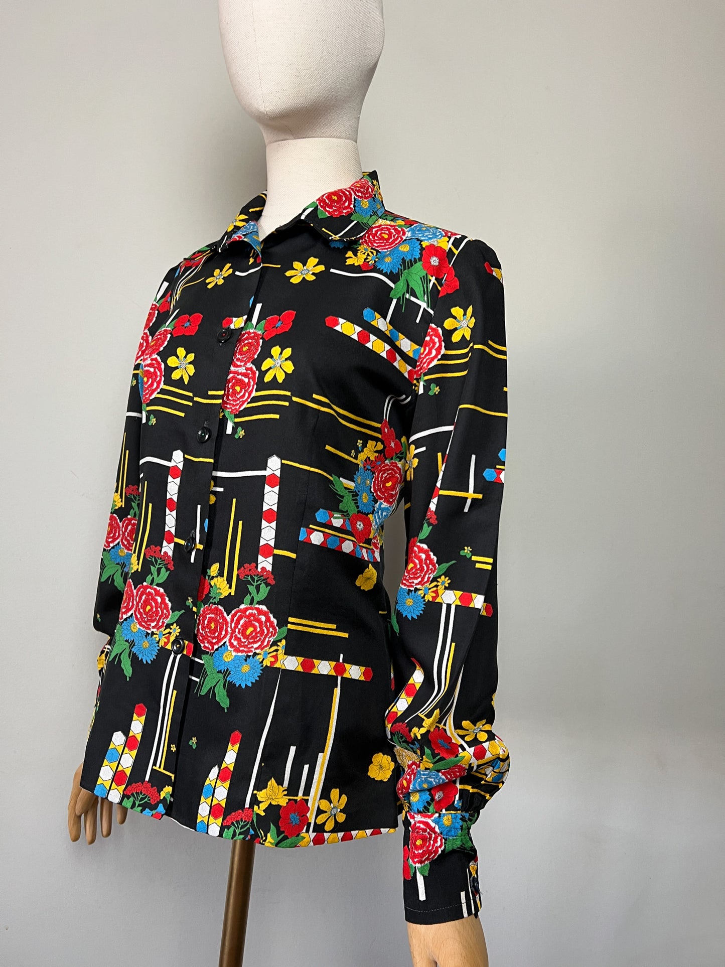 Chemisier Vintage Noir Imprimé Graphique Vif - Style 80s/90s Pop Art - Boutons Fantaisie - Taille 38 FR