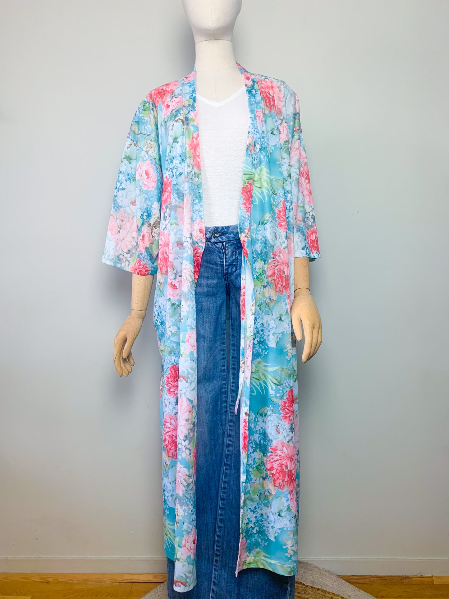 Veste longue légère ou robe de chambre vintage