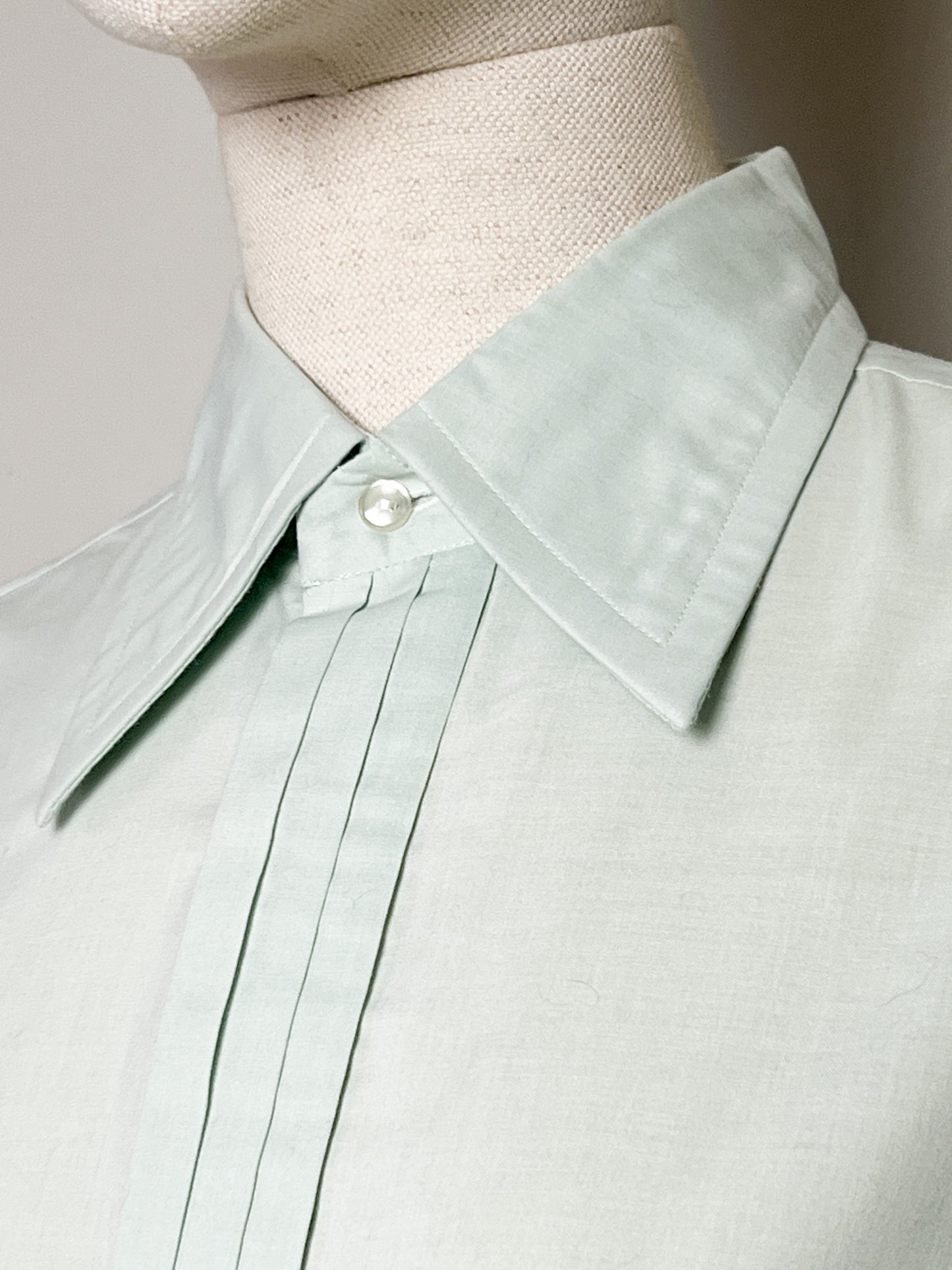 Chemise Pierre Cardin Luxe Vintage Années 70 - Col Pelle à Tarte - Poignets Mousquetaires - T. 39 (40 FR)