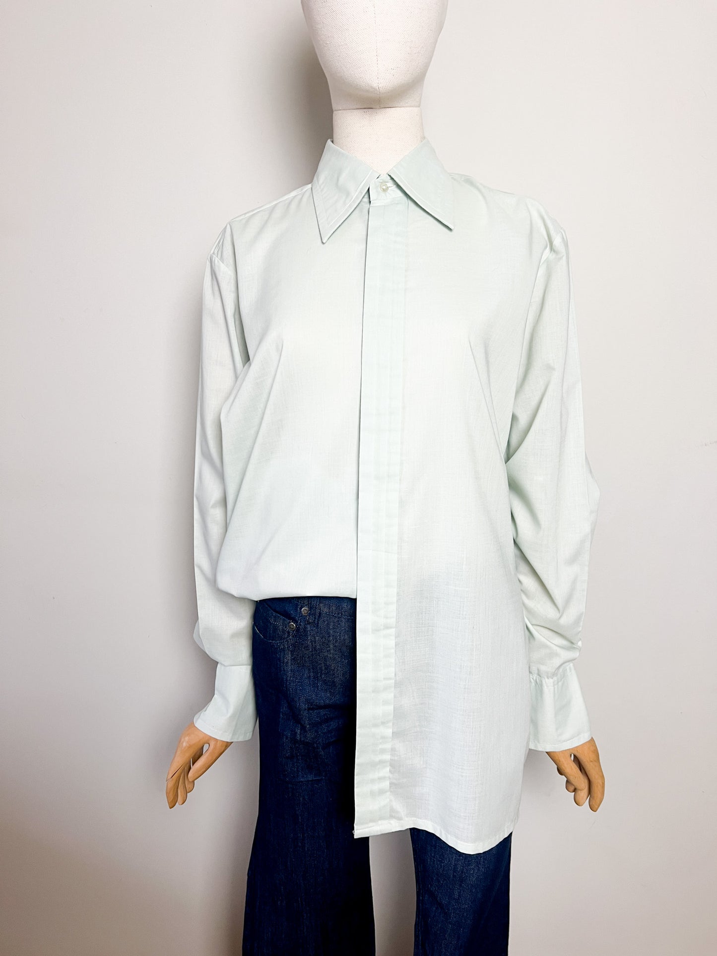 Chemise Pierre Cardin Luxe Vintage Années 70 - Col Pelle à Tarte - Poignets Mousquetaires - T. 39 (40 FR)