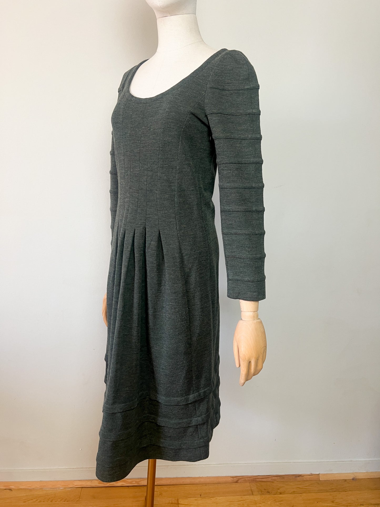 Robe SONIA RYKIEL 100% Laine Kaki - Design Asymétrique - T. 38 FR