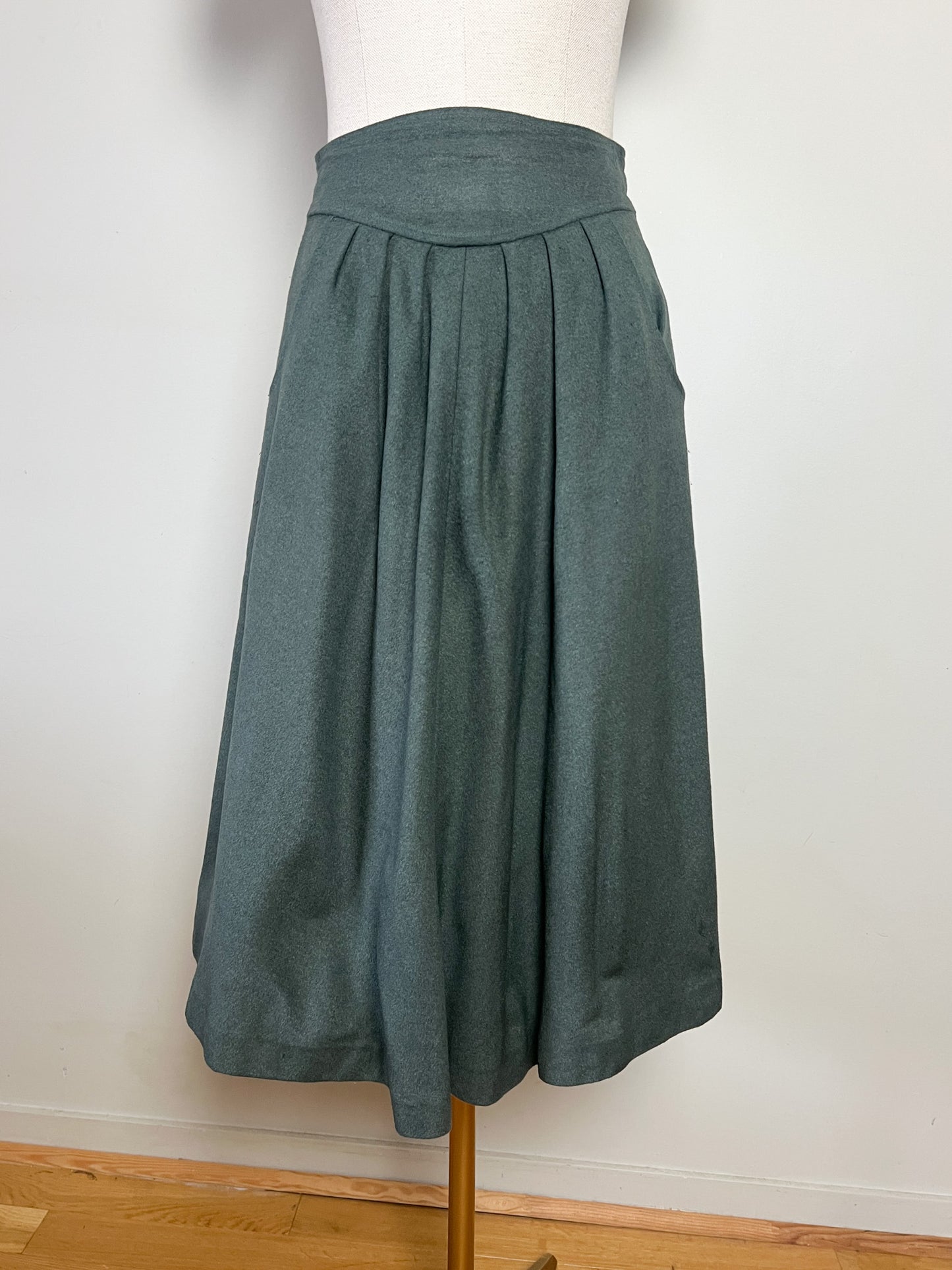 Jupe Vintage Danièle Marai - Laine Ample - Coupe Midi Taille Haute - Fabriquée en France T. 32/34