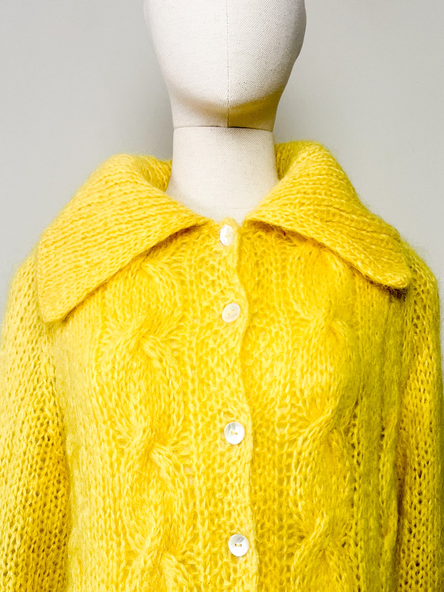 Cardigan Vintage Laine & 60% Mohair - Tricoté Main Torsades - Jaune Soleil - T. M/L
