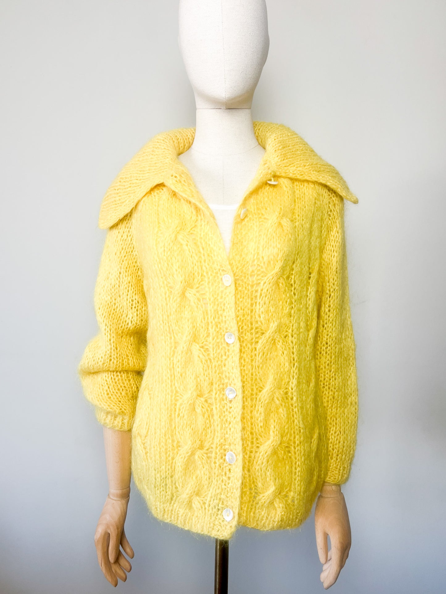 Cardigan Vintage Laine & 60% Mohair - Tricoté Main Torsades - Jaune Soleil - T. M/L