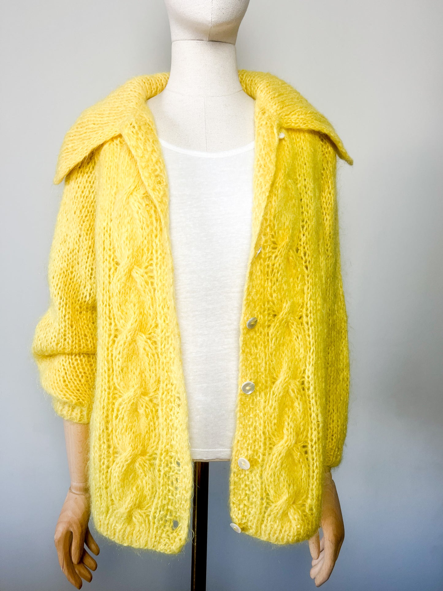 Cardigan Vintage Laine & 60% Mohair - Tricoté Main Torsades - Jaune Soleil - T. M/L