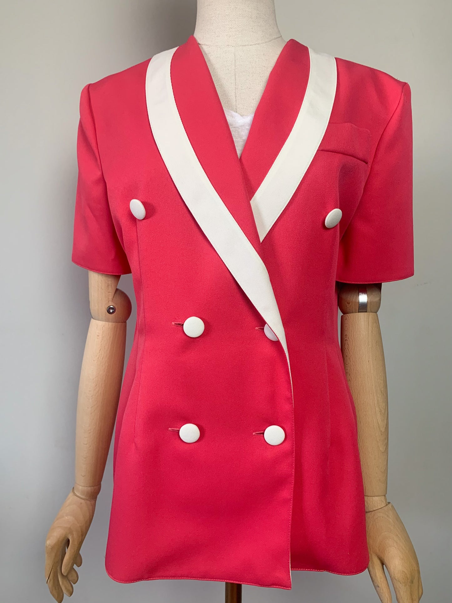Veste croisée manches courtes rose et blanche vintage