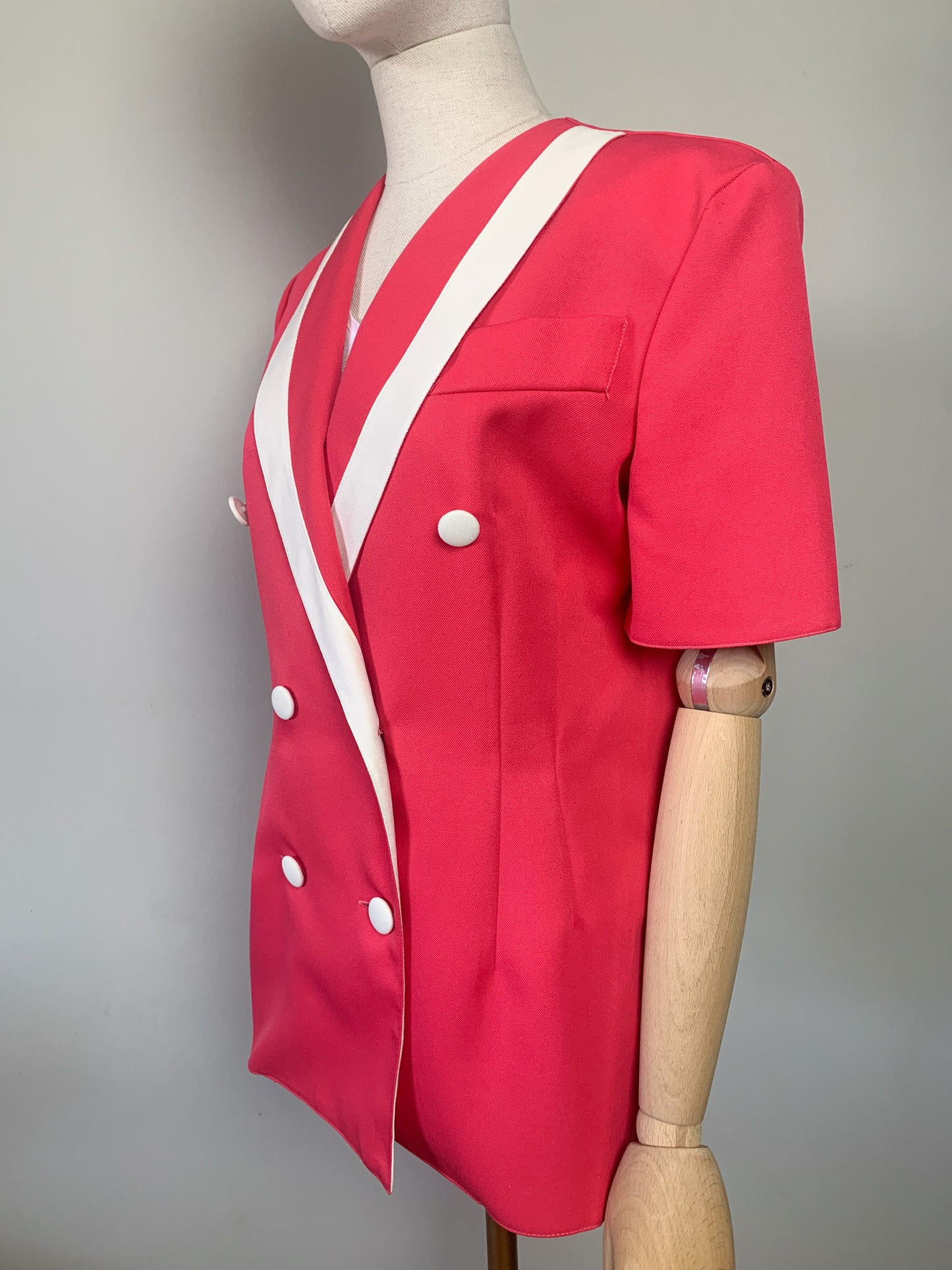 Veste croisée manches courtes rose et blanche vintage