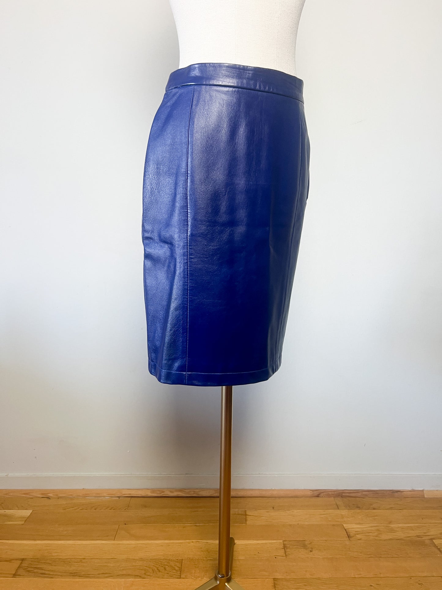 Jupe Droite en Cuir Souple Bleu Encre - Longueur Genou - Style Vintage T. S/M