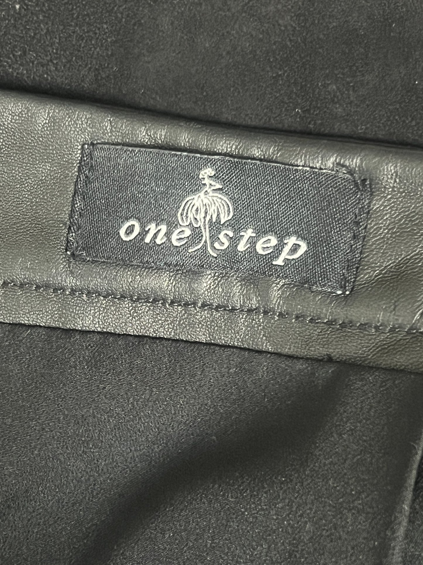 Jupe Courte ONE STEP en Cuir Noir - Empiècements Lisse & Suédé (Daim) - T. 38