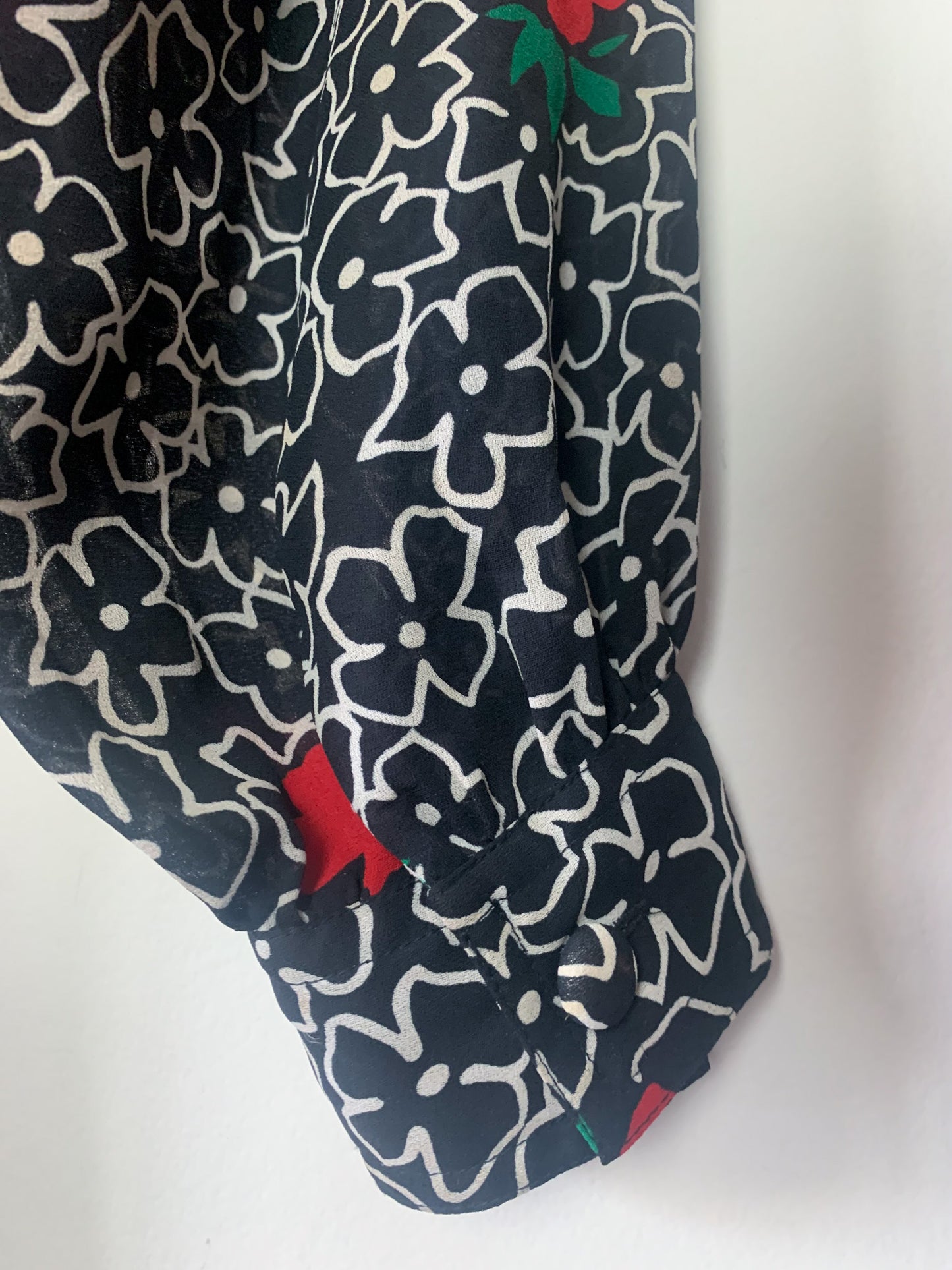 Robe Vintage LESLIE FAY - Imprimé Floral Noir, Rouge & Vert - Épaules Structurées - Années 80 - T. 40/42 FR (L)