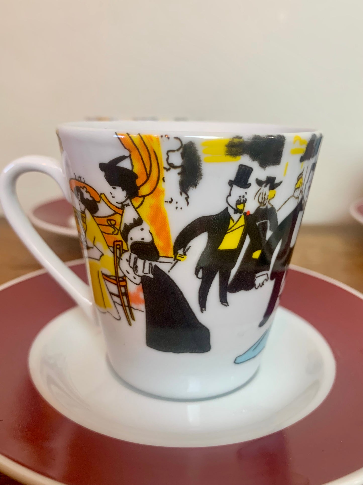 Lot de 4 tasses à café avec leurs sous-tasses vintage Maxim’s
