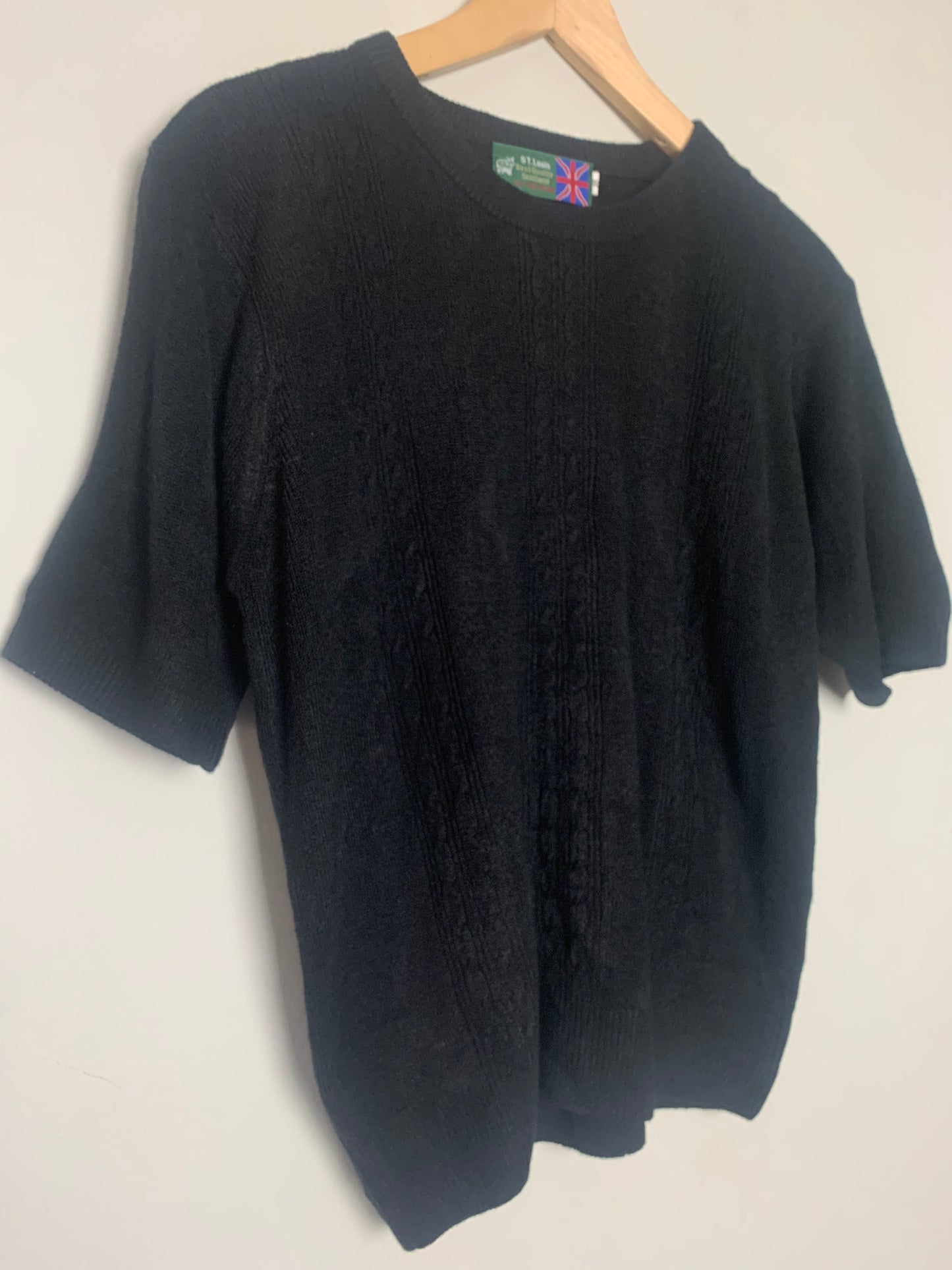 Pull manches courtes torsades noirs pure cachemire vintage
