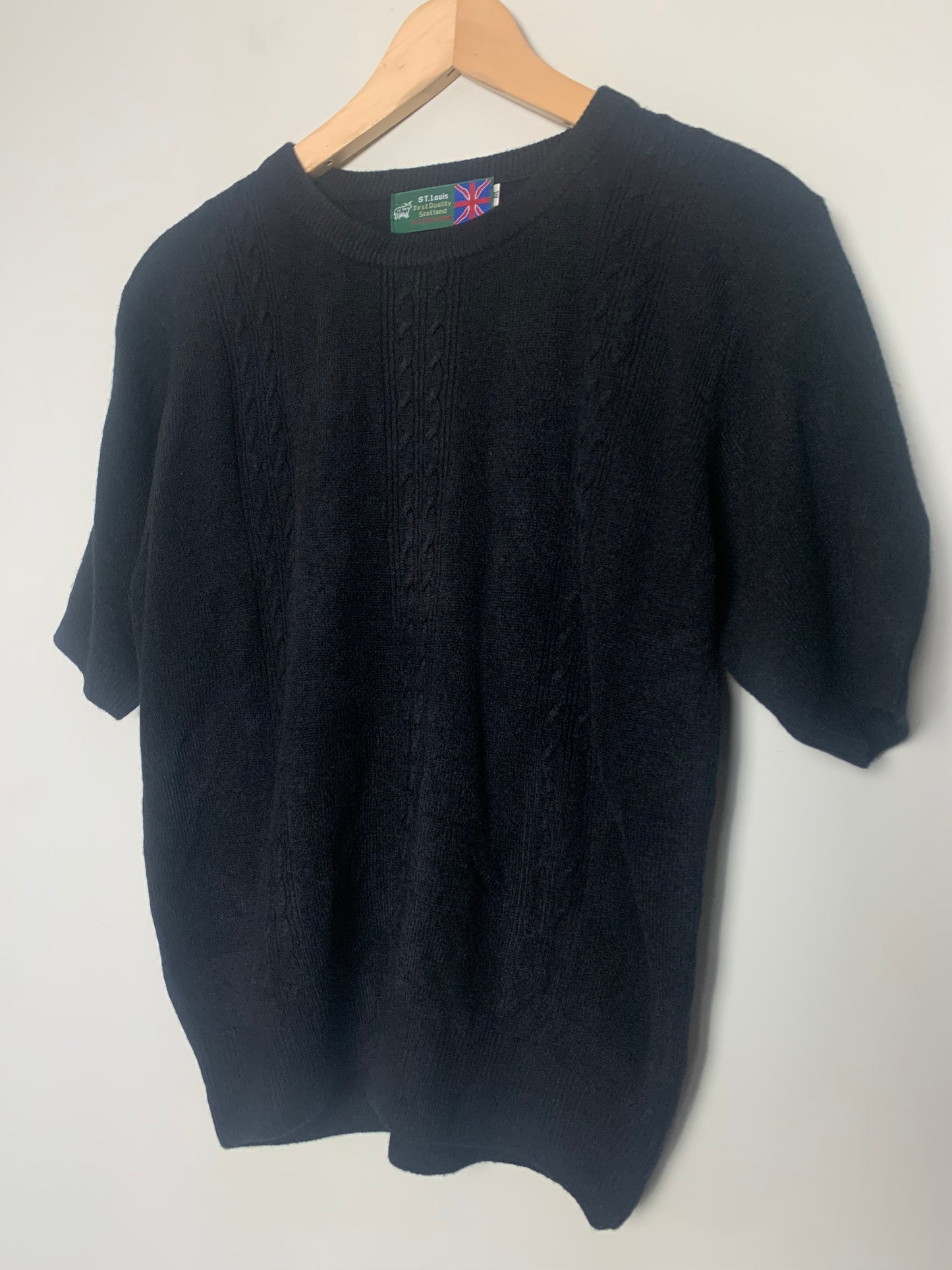 Pull manches courtes torsades noirs pure cachemire vintage