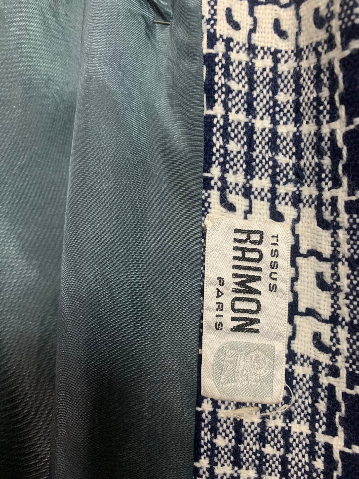 Manteau mi long en laine tissé marine et crème vintage