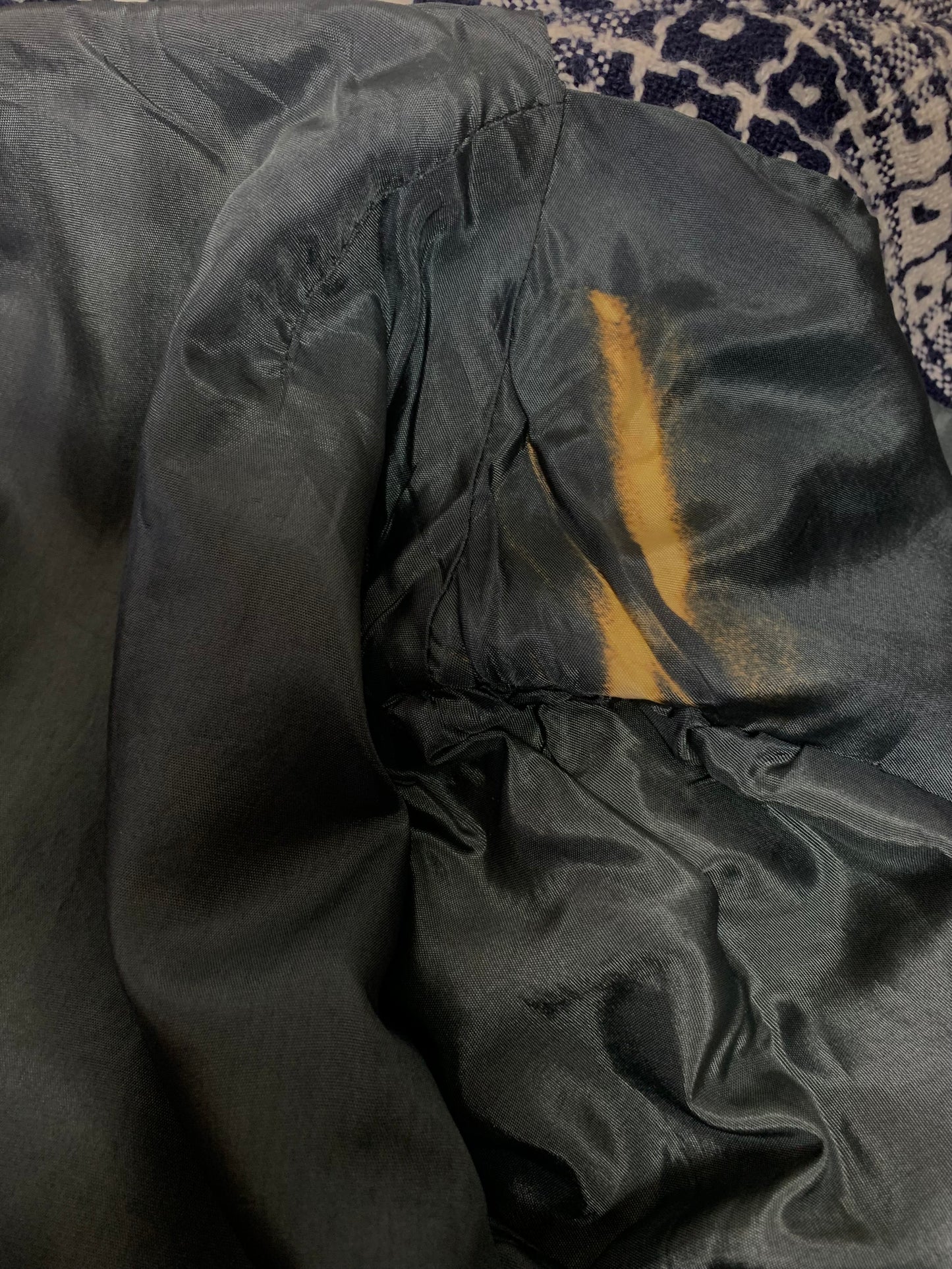 Manteau mi long en laine tissé marine et crème vintage