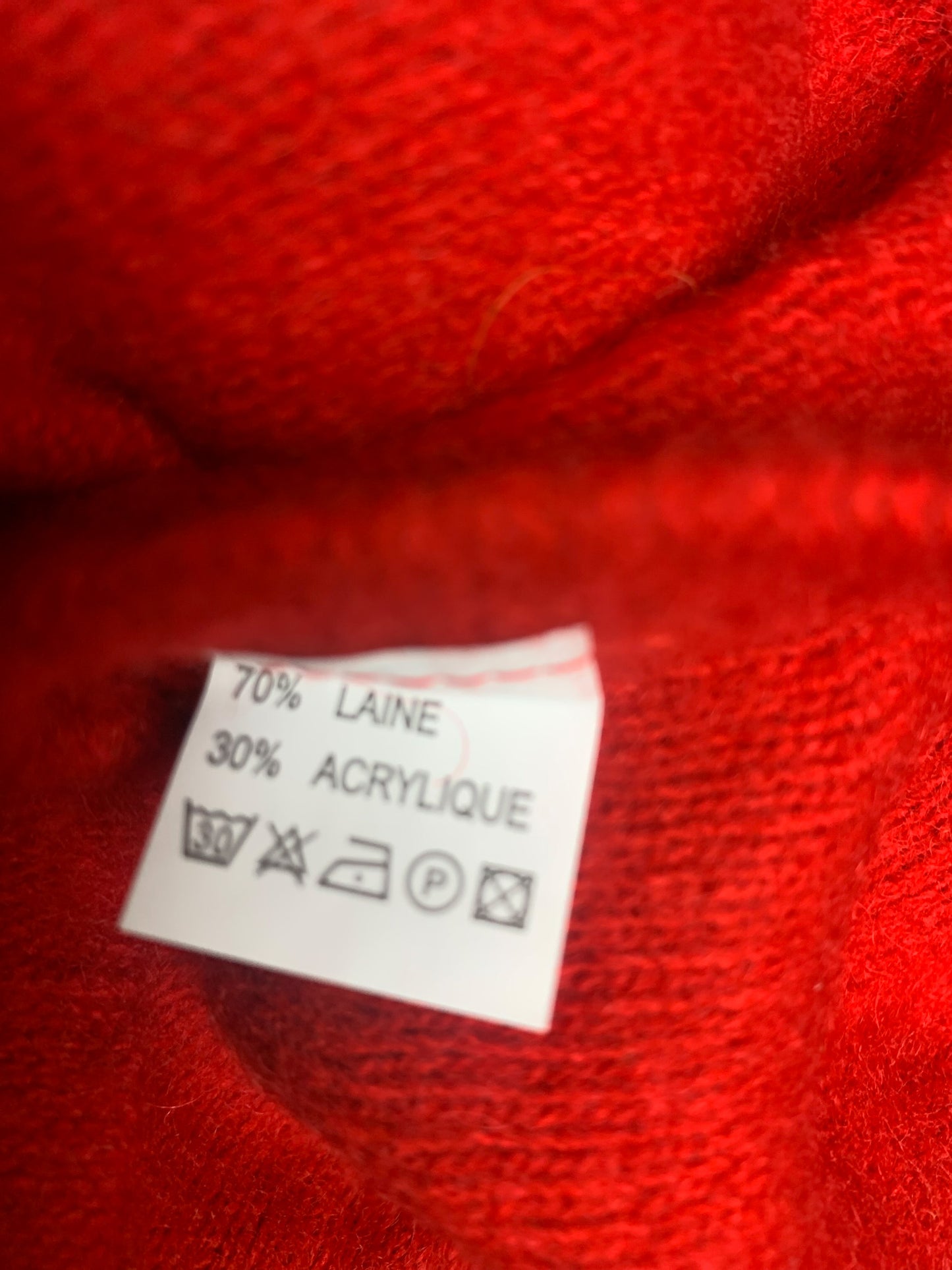 Béret Rouge Vif Classique - Mélange Laine & Acrylique - Neuf / Jamais Porté - Accessoire Intemporel