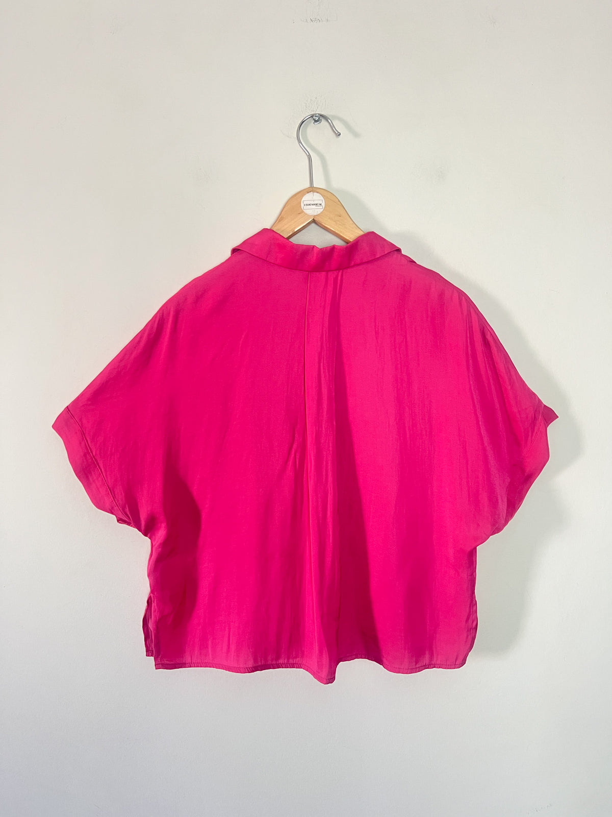 Chemise Manches Courtes Fluide Vintage Années 90 Fuchsia – Coupe Crop & Boxy – T36/38