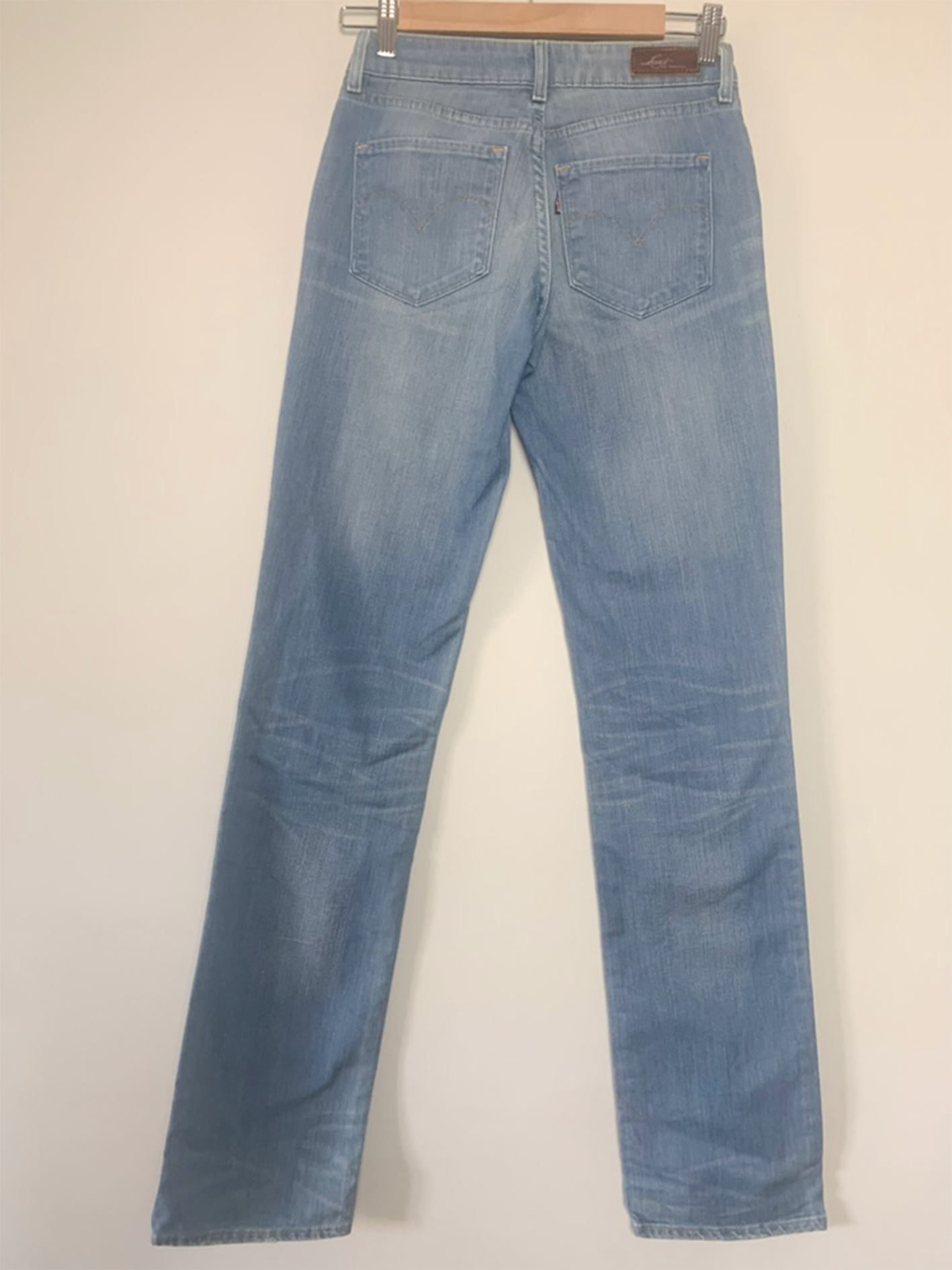 Jean bold curve straight Levis
