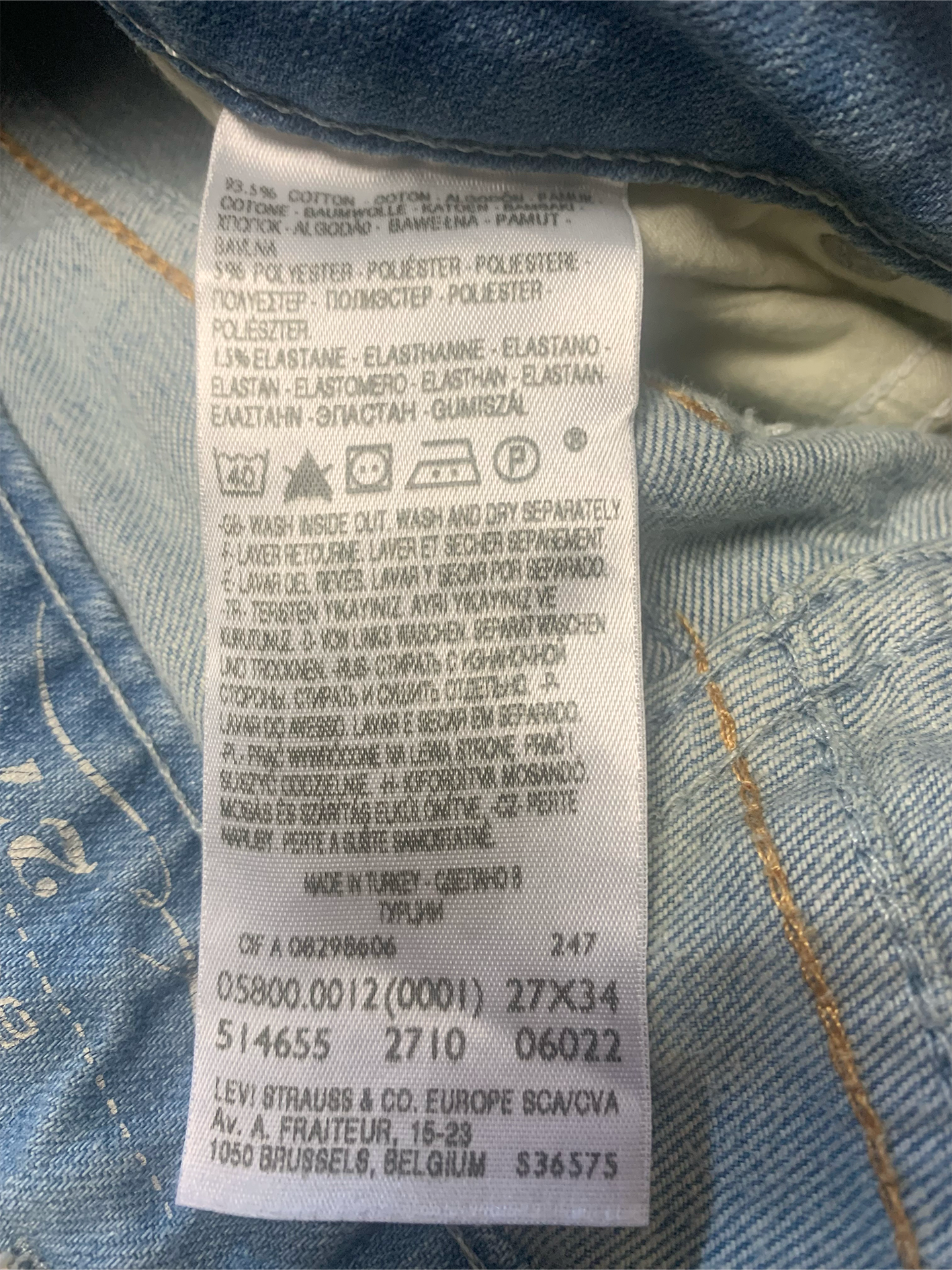 Jean bold curve straight Levis