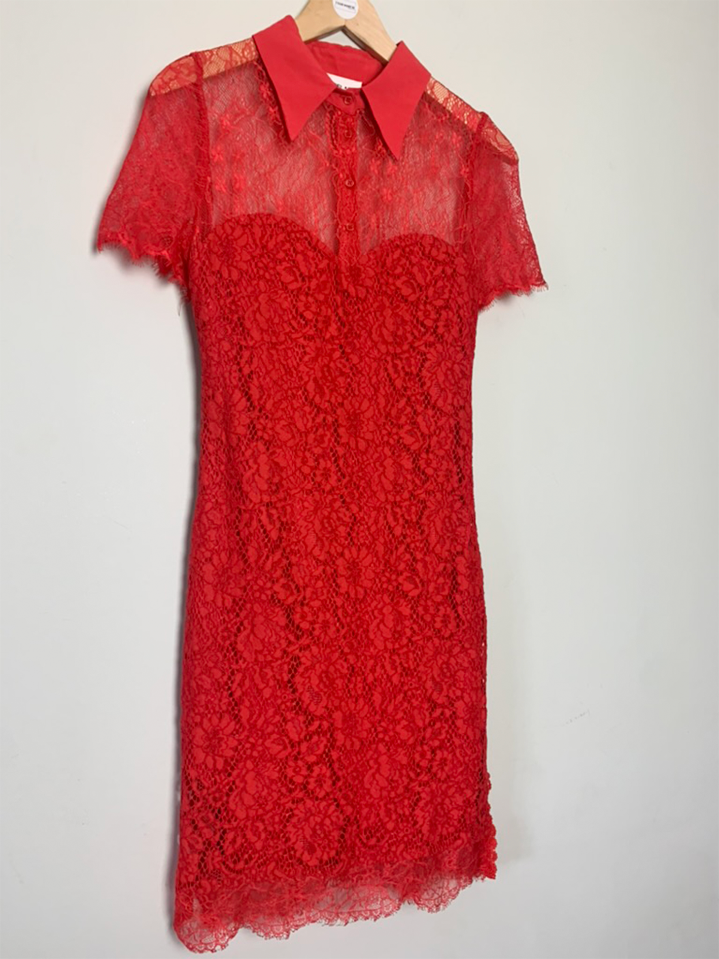 Robe chic rouge en dentelle Belair